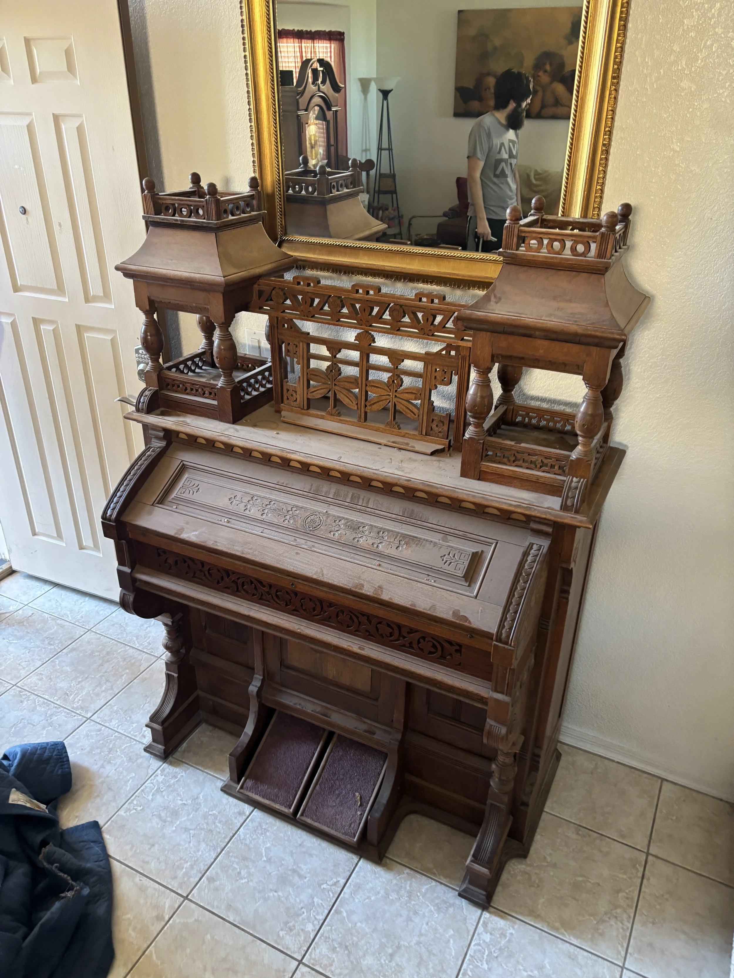 How we Moved an Antique Pump Organ from the 1800’s