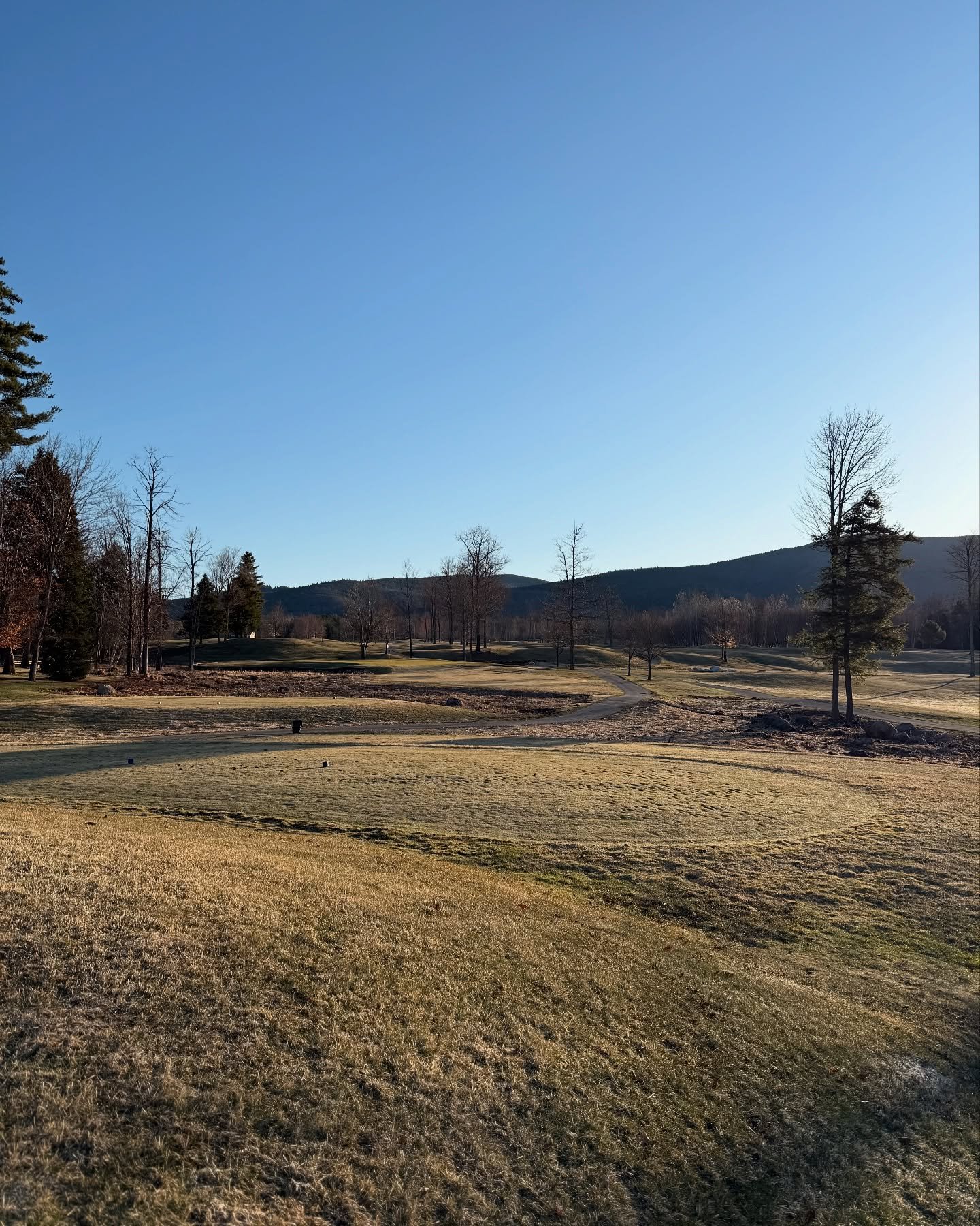 Happy Easter from everyone at Birch Hill! 

The Overlook Tavern will be open at 9:30am for brunch and the tee sheet is open for golf today!