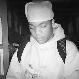 💘📸 Valentine&rsquo;s Day Reminder: If You&rsquo;re Looking for a Date&hellip; This Ain&rsquo;t the Place 📸💘

We&rsquo;re trying to identify the individual in this surveillance photo from a recent incident in town.

Looks like they might&rsquo;ve 