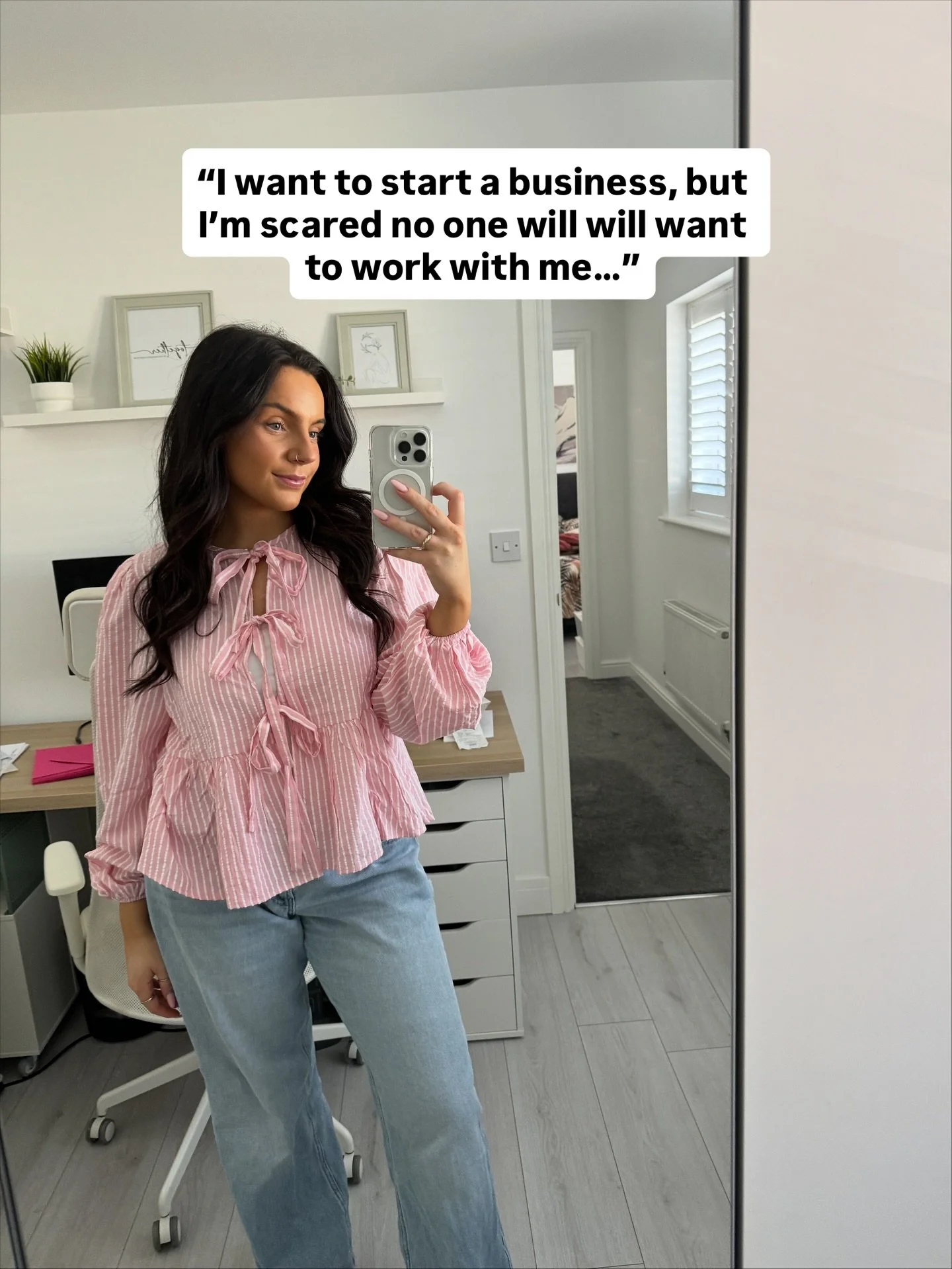 Very proud of this little business that I’ve built!!
It’s not always been plain sailing, but it’s been ABSOLUTELY worth it.
Thank you so much to anyone who has supported me along the way π©·
#smallbusinessowner #liveillustrator #w