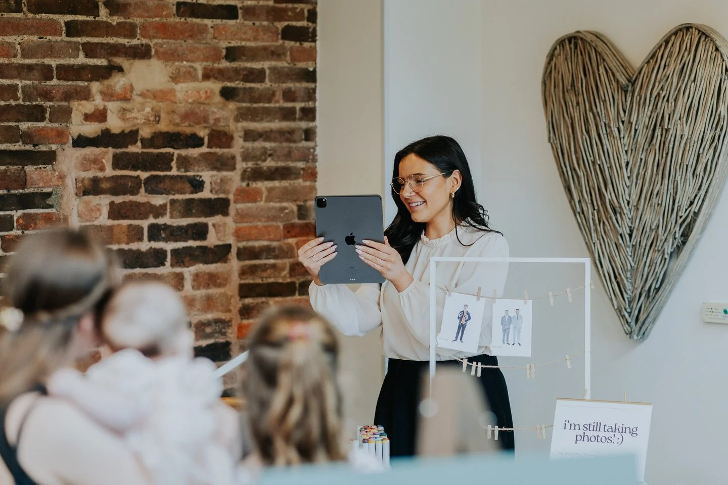 What an amazing start to the 2026 Live Illustration season!! 🥹💒🎨✨

I feel really grateful that I get to be a part of so many wonderful wedding days, sometimes it doesn&rsquo;t quite feel real that this gets to be my job.

If you&rsquo;re looking f