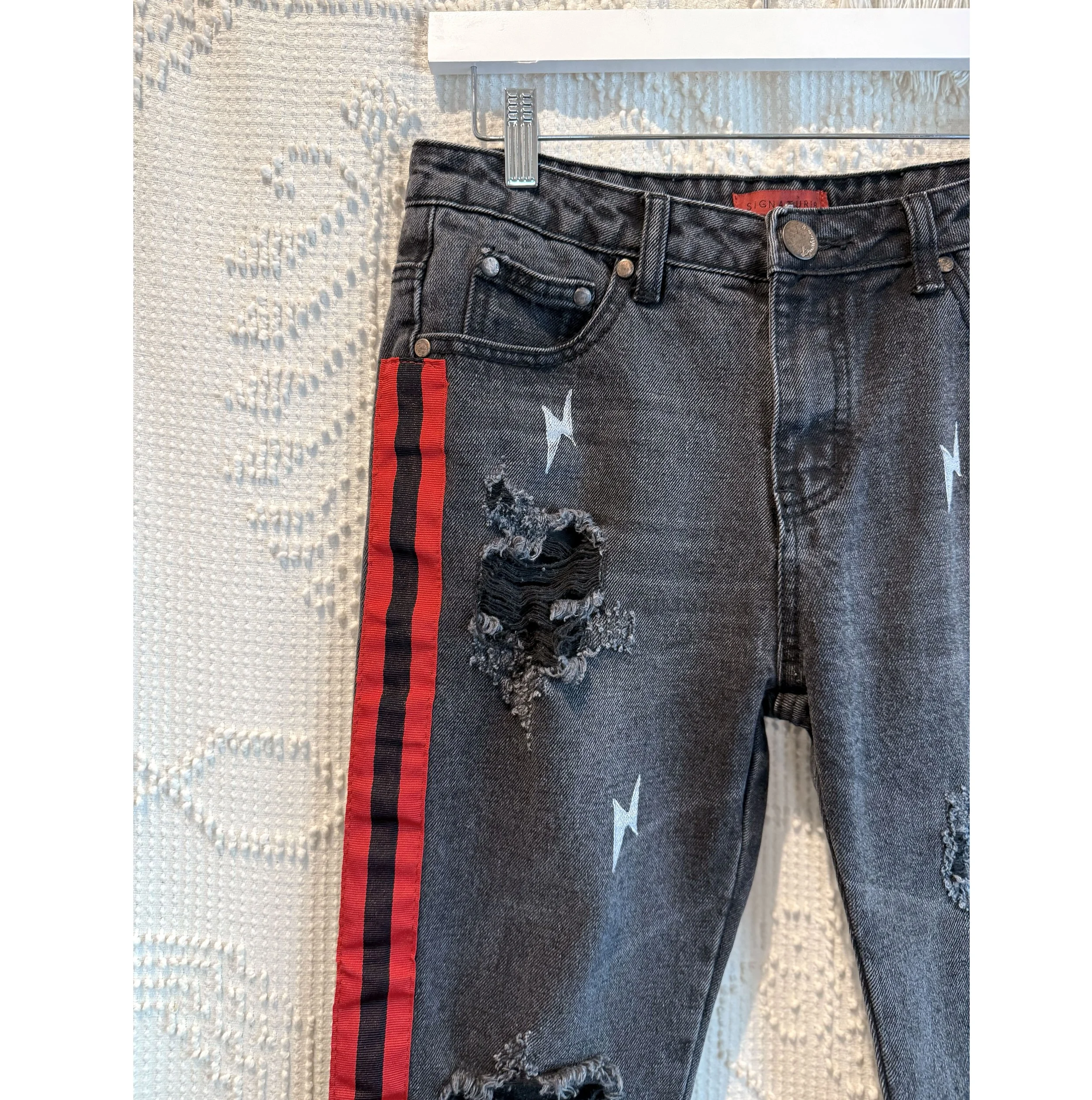 Black-Bolt-Jeans2.jpg