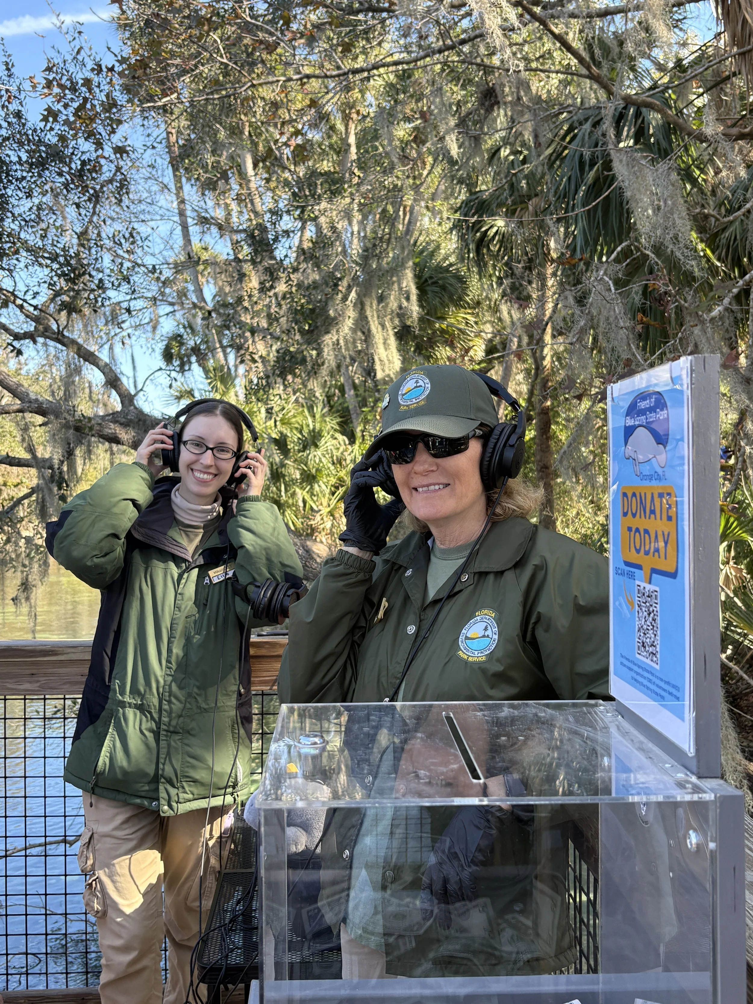 Volunteers Demonstrating the new Hydrophone at the Park!