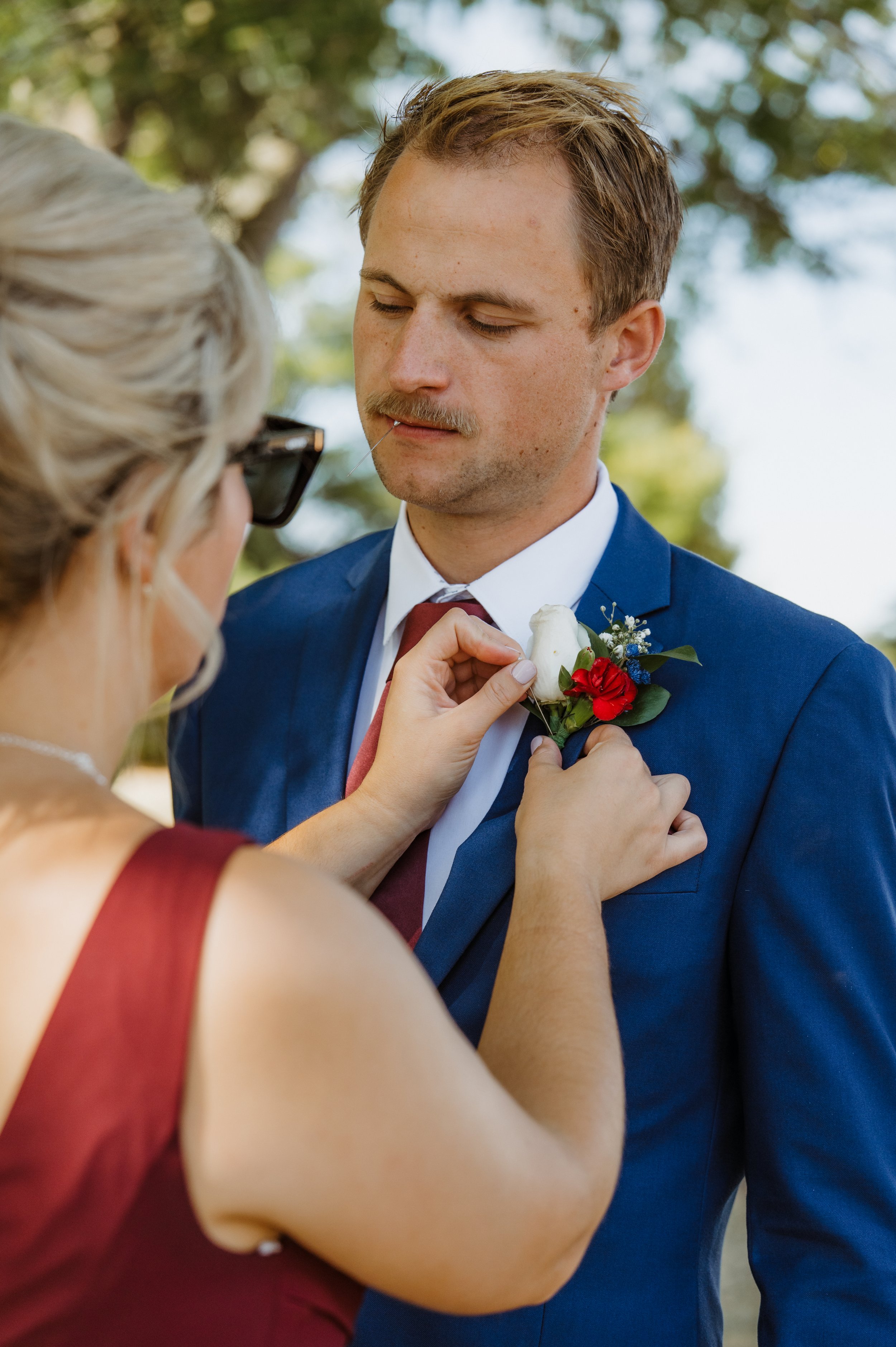 ontario-wedding-photographer-documentary-farm-fun-bridal-party (1).jpg