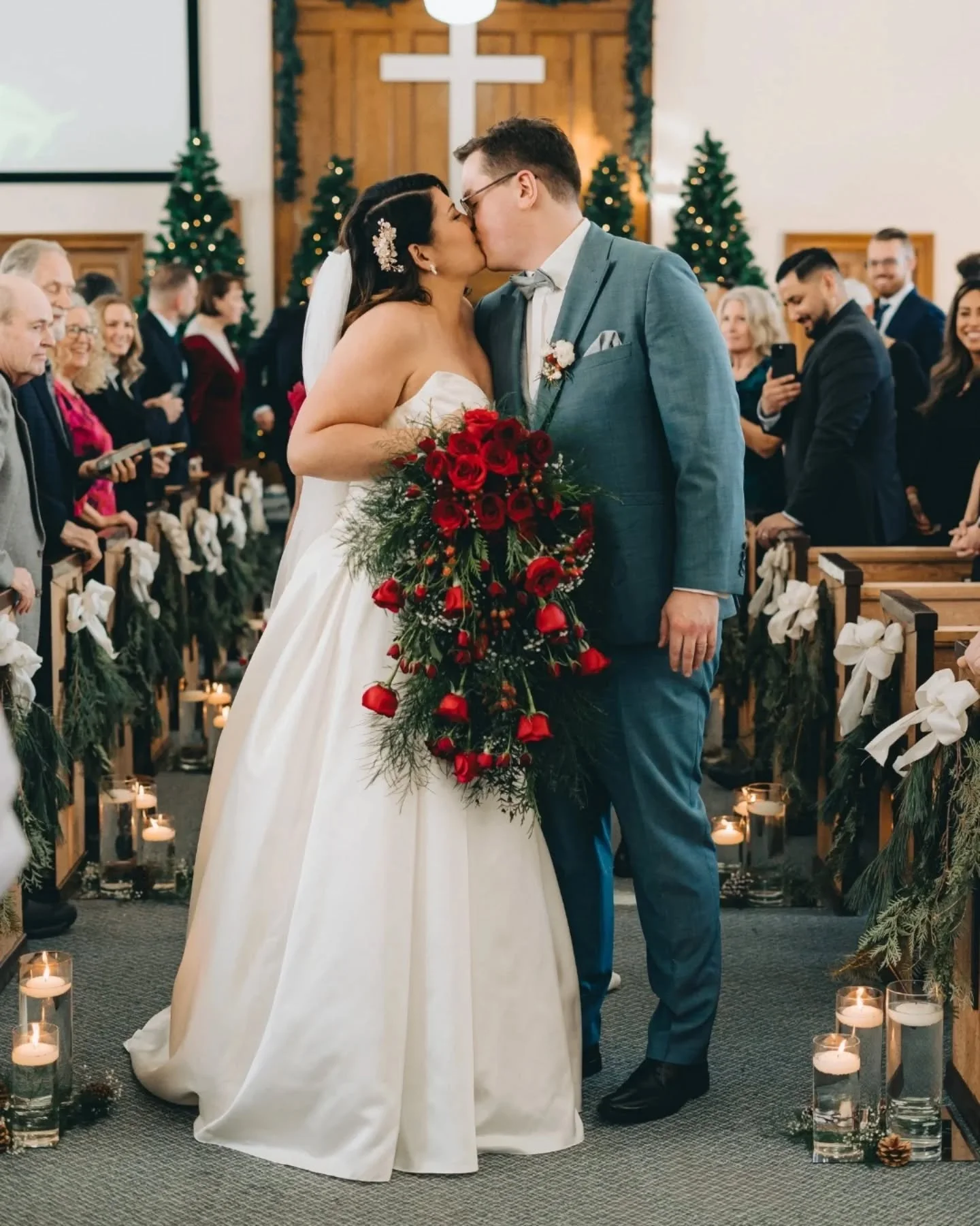 The most beautiful, magical day at @erinestate celebrating K &amp; L 🤍 Second shooting for my wonderful friend (&amp; sister of the bride!), and incredibly talented photographer and storyteller @kaearsenaultphotography

Truly one of the most beautif