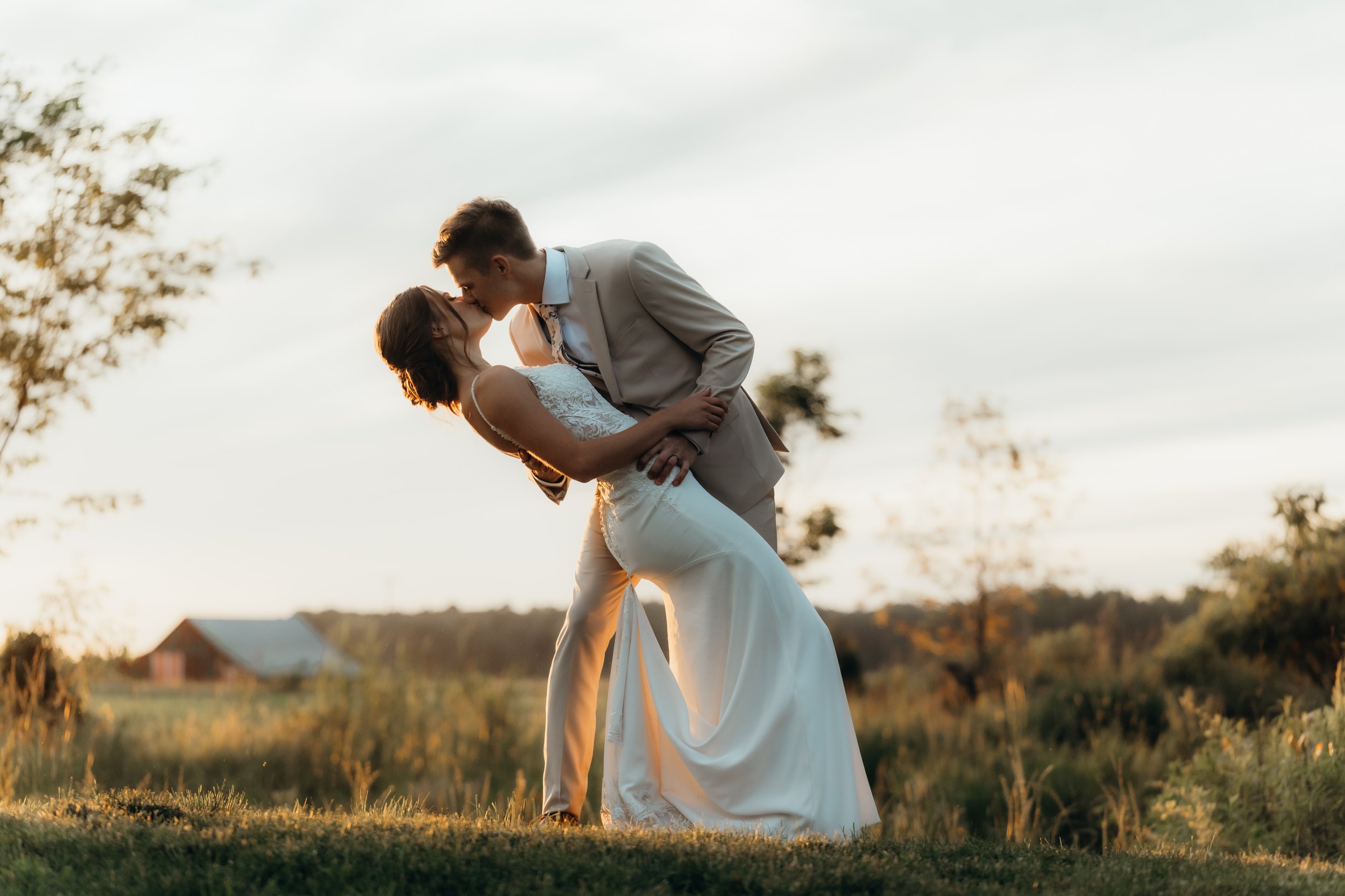 ontario-documentary-wedding-photographer (13).jpg