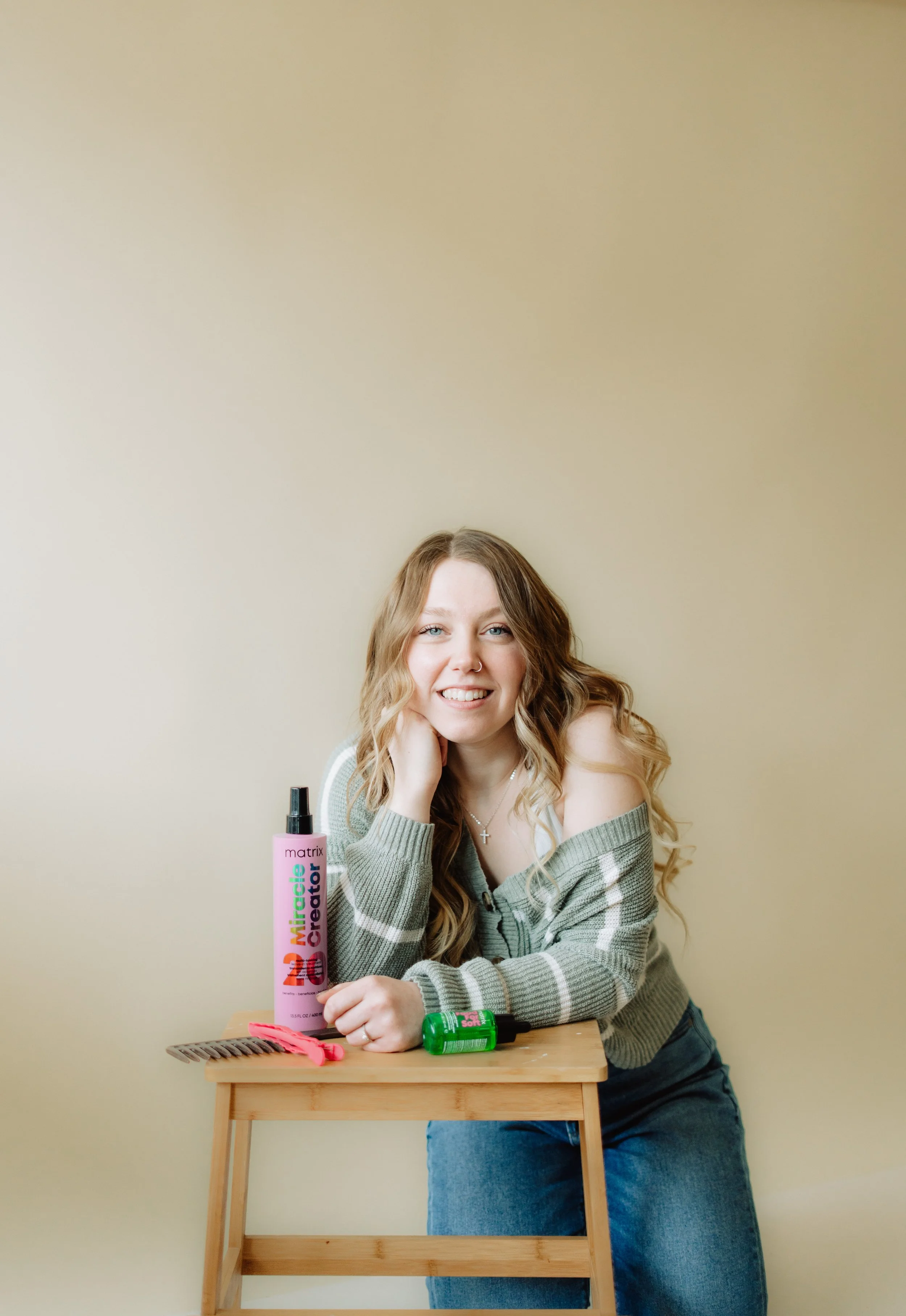 southern-ontario-branding-hairstylist-photos (3).jpg