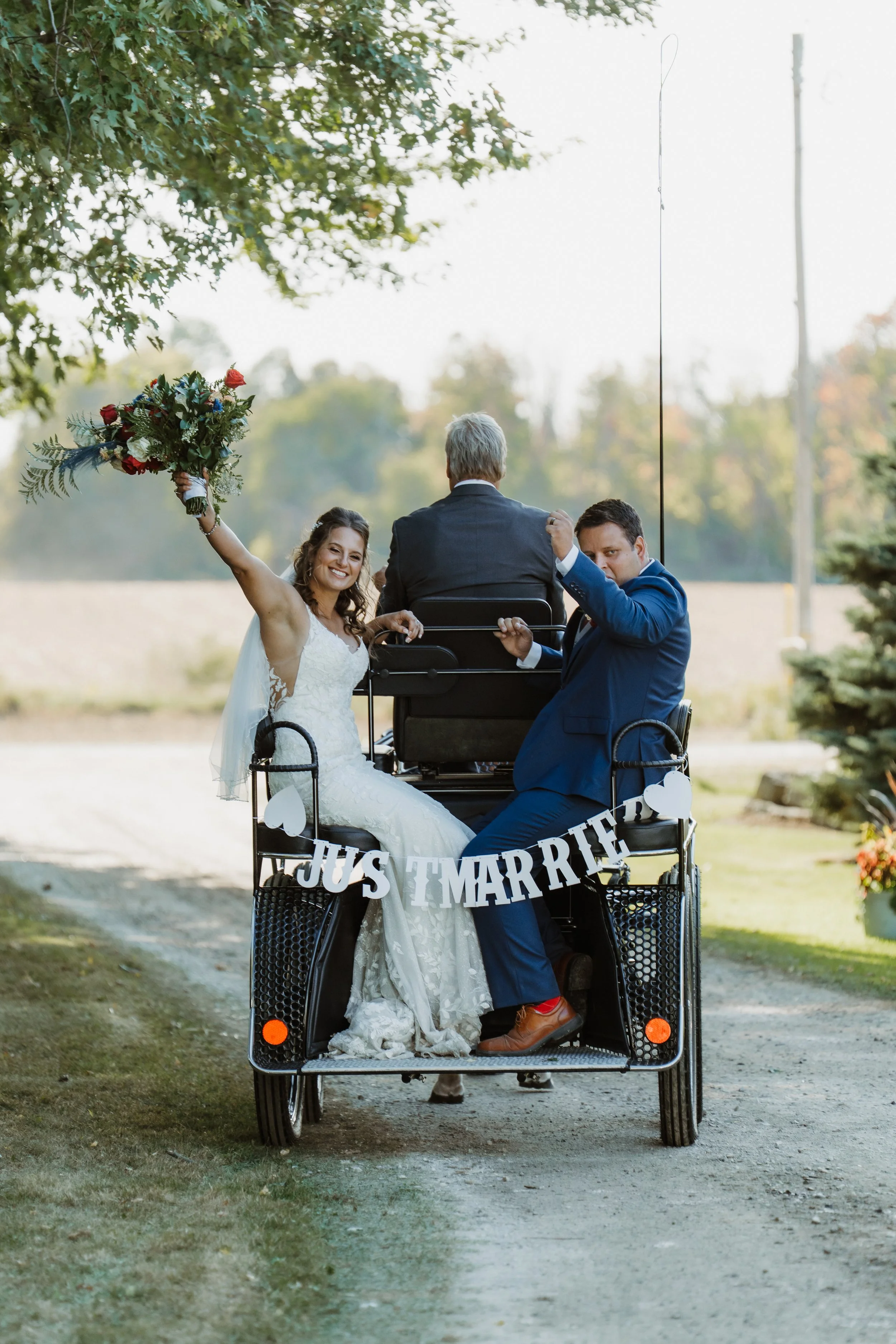 farm-wedding-ceremony-horses-ontario-photographer (21).jpg