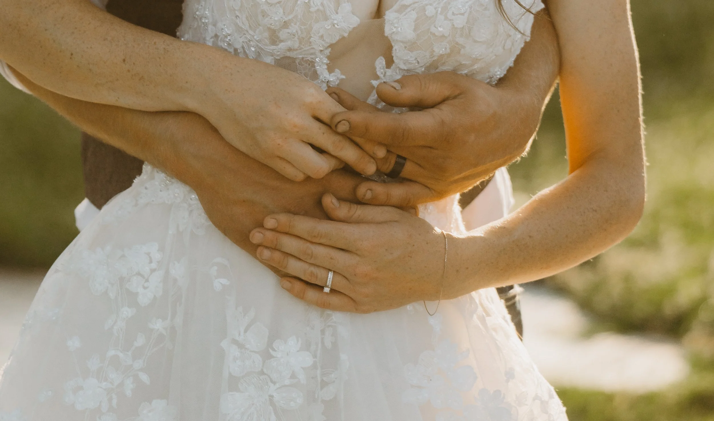 golden-hour-bridal-portraits-ontario-wedding-photographer (11).jpg