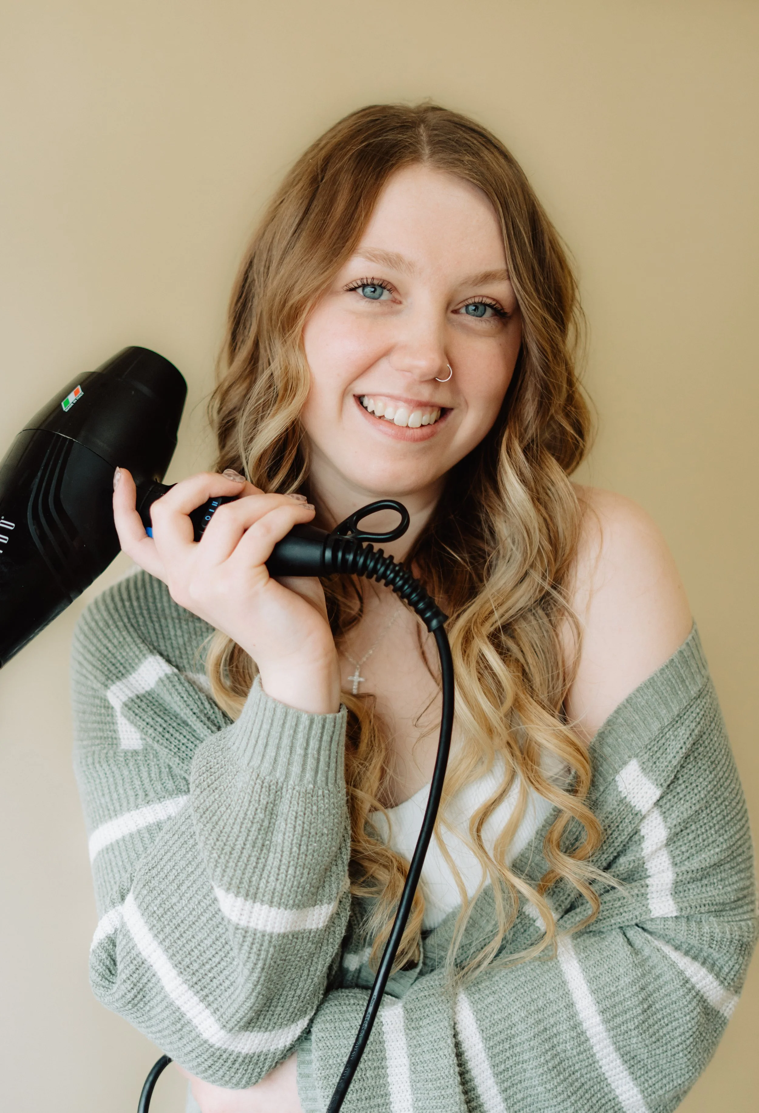 southern-ontario-branding-hairstylist-photos (7).jpg
