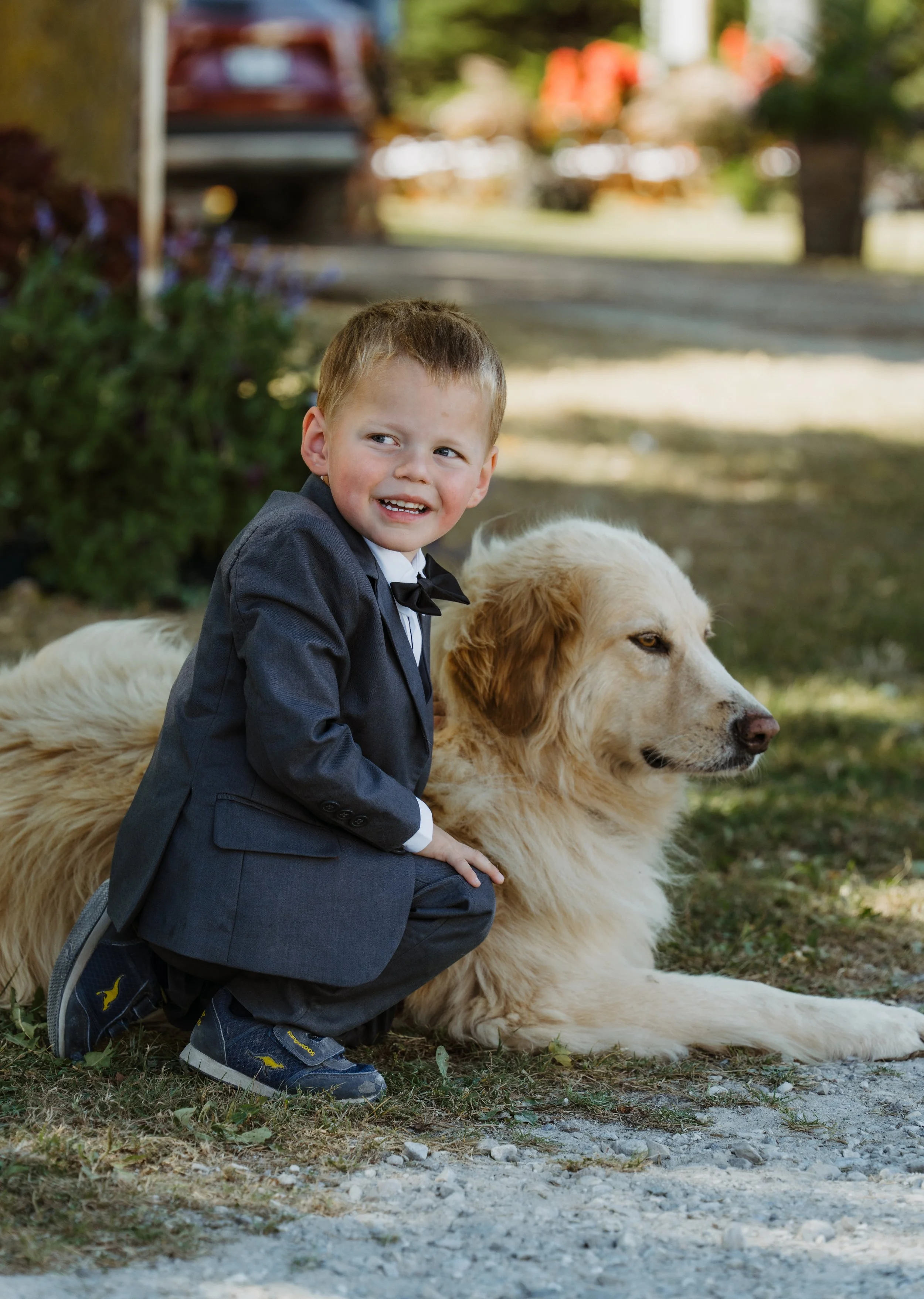 family-portraits-wedding-farm-traditional-candid-ontario (2).jpg
