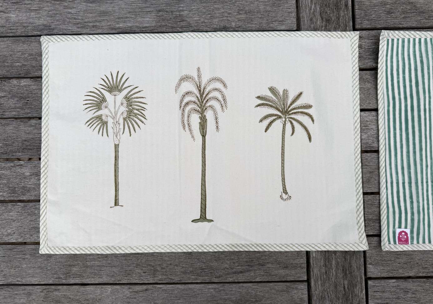 Palm Table Mat