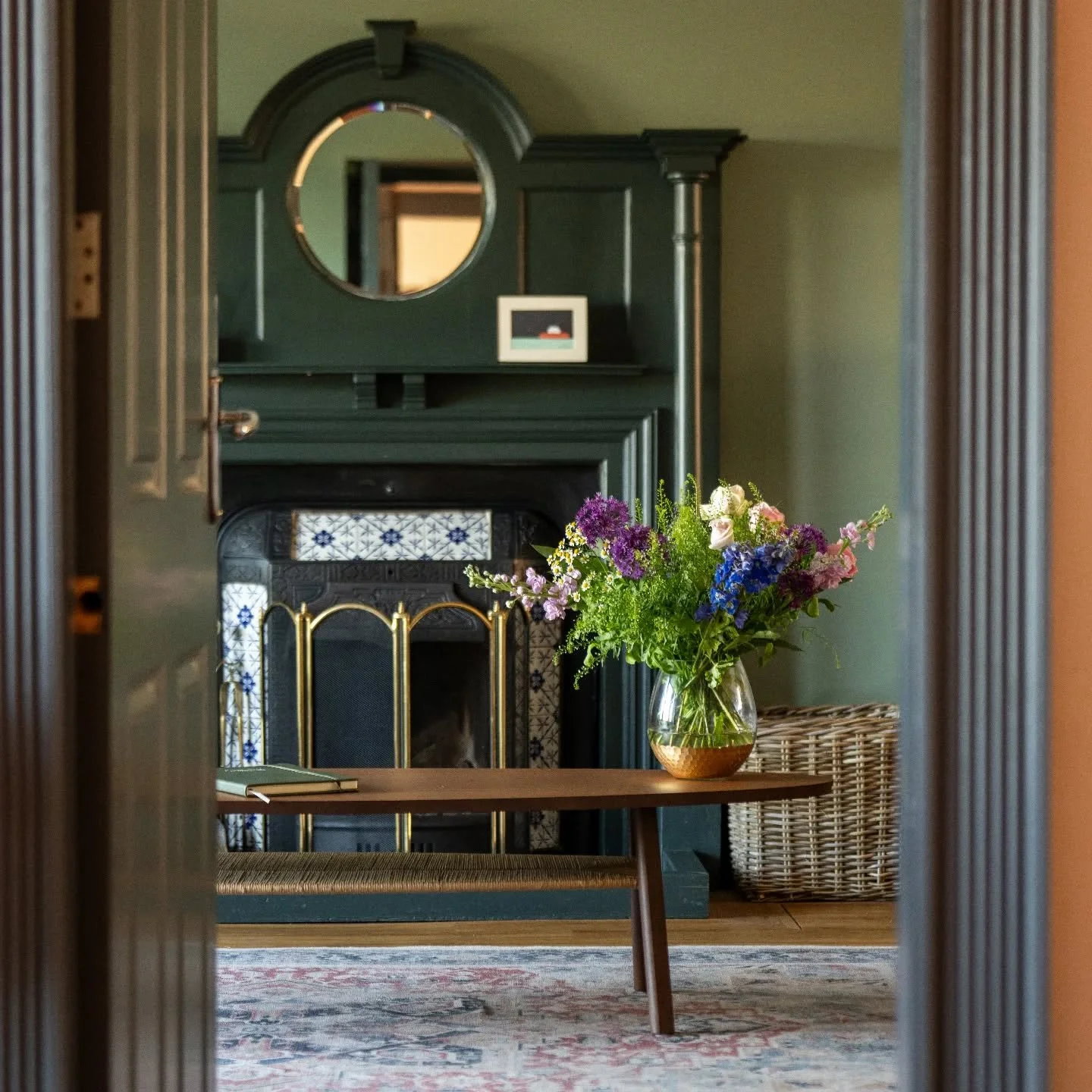 O hyd croeso cynnes || Always a warm welcome at Llywelyn Fawr