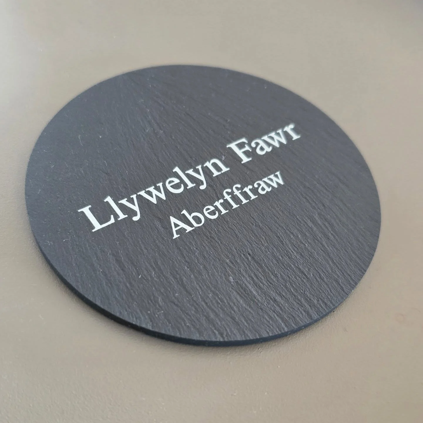 Hot Drinks at brunch or celebratory fizz over dinner..

Thank you @inigojonesslate for our lovely Welsh Slate coasters. 

🥂 ☕️ 🍻 🍸