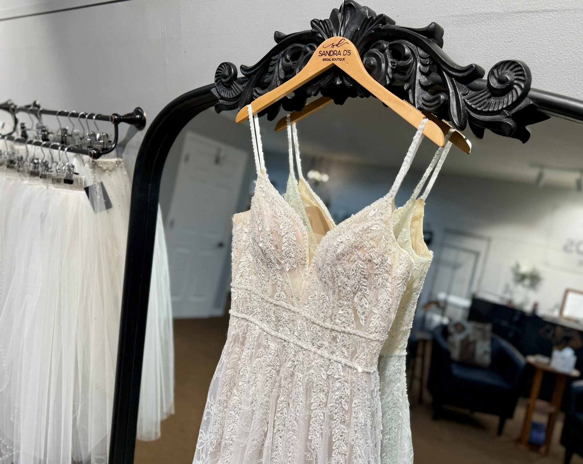 WHEN TO ORDER A WEDDING DRESS