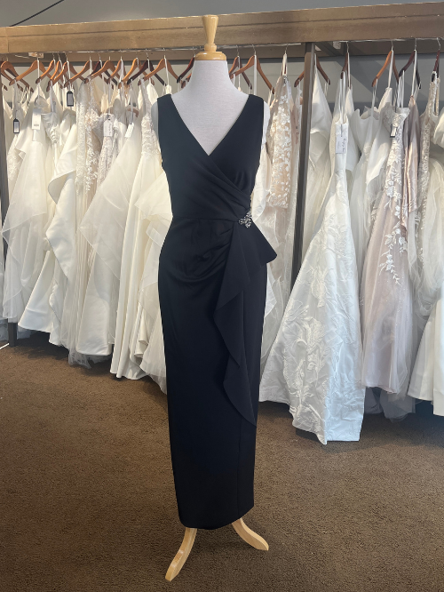Black Simple Mother's Dress