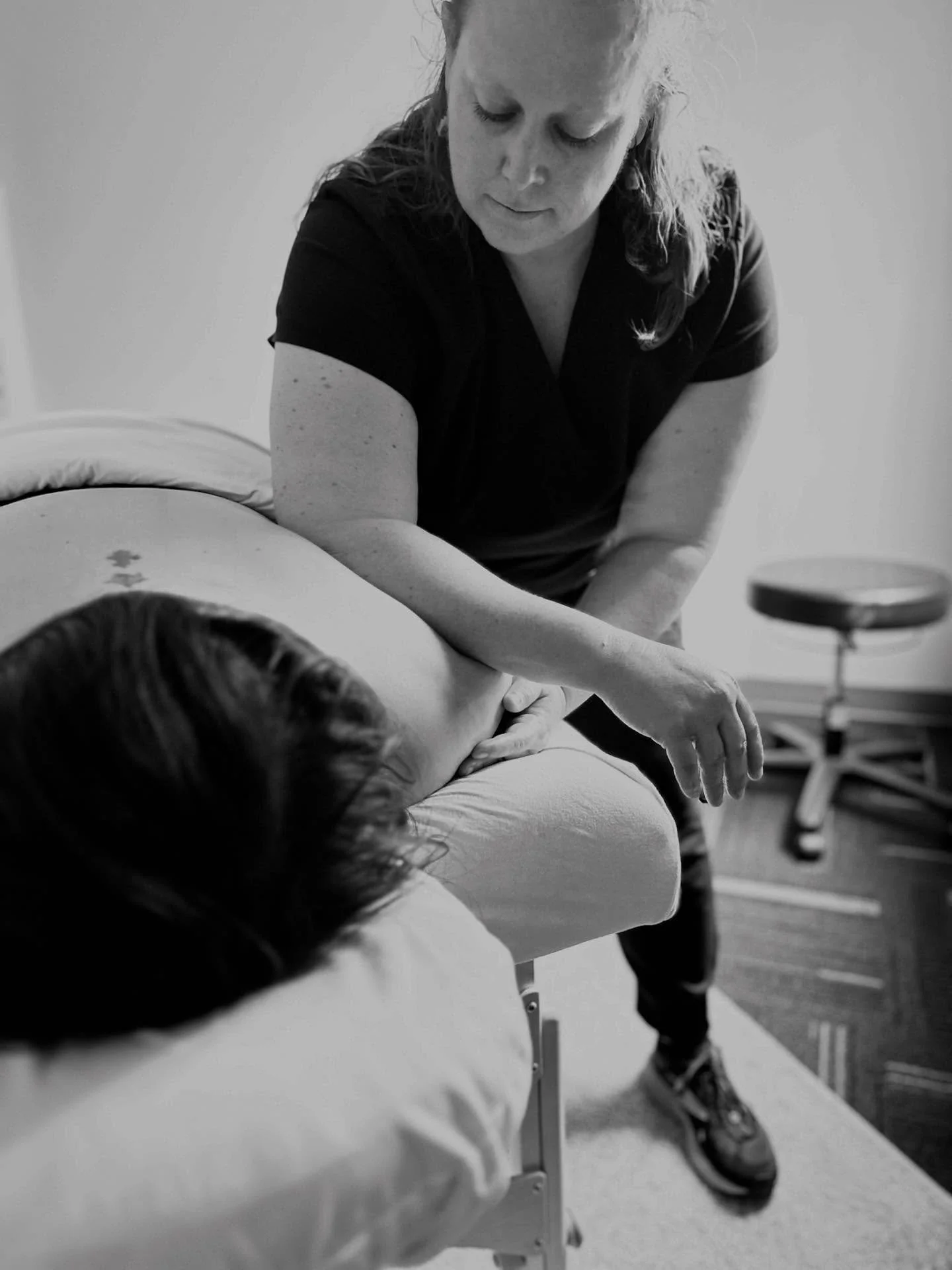 Every body deserves personalized care. 

At Method Wellness, our massage therapist customizes each session to your unique needs&mdash; whether you&rsquo;re seeking deep tissue relief, soothing relaxation, or specialized techniques like lymphatic drai