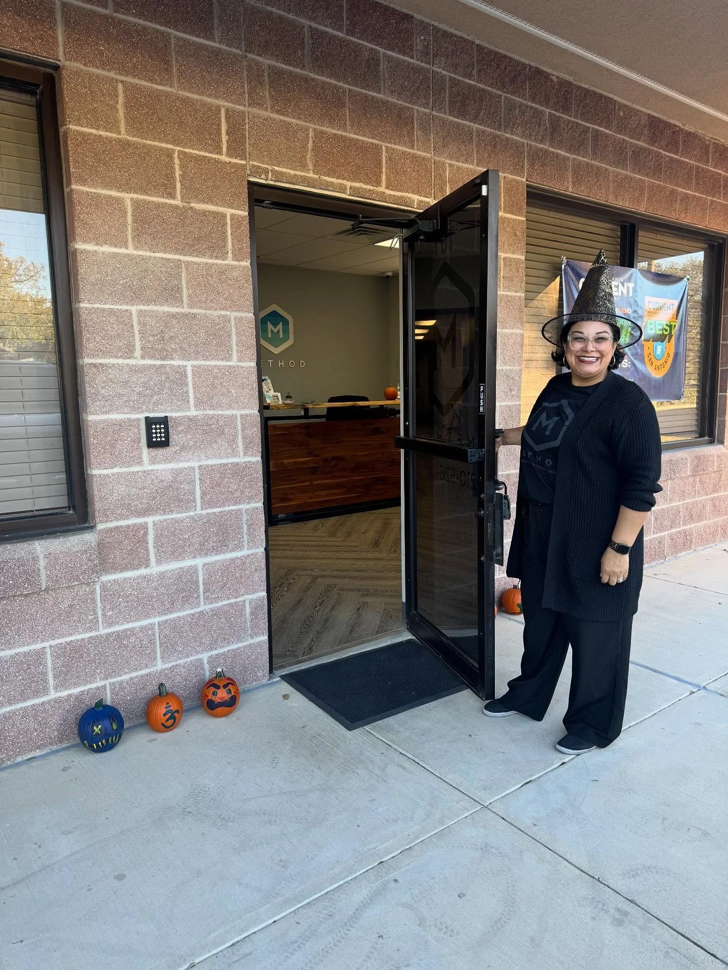 Witching you a healthy &amp; happy Halloween 🧙&zwj;♀️🎃🎉