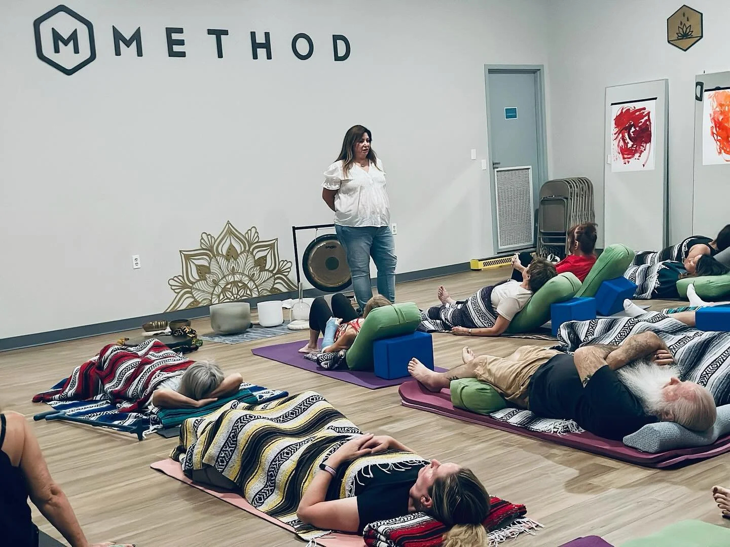 Don&rsquo;t miss the Restorative Soundbath with Crystal Bowls and Gong this Saturday, November 8 from 5&ndash;6 PM.
 Join Audrey (@blueelephantvibes) for sound healing and aromatherapy to help you relax and recharge.

Link in bio to sign up or call 2