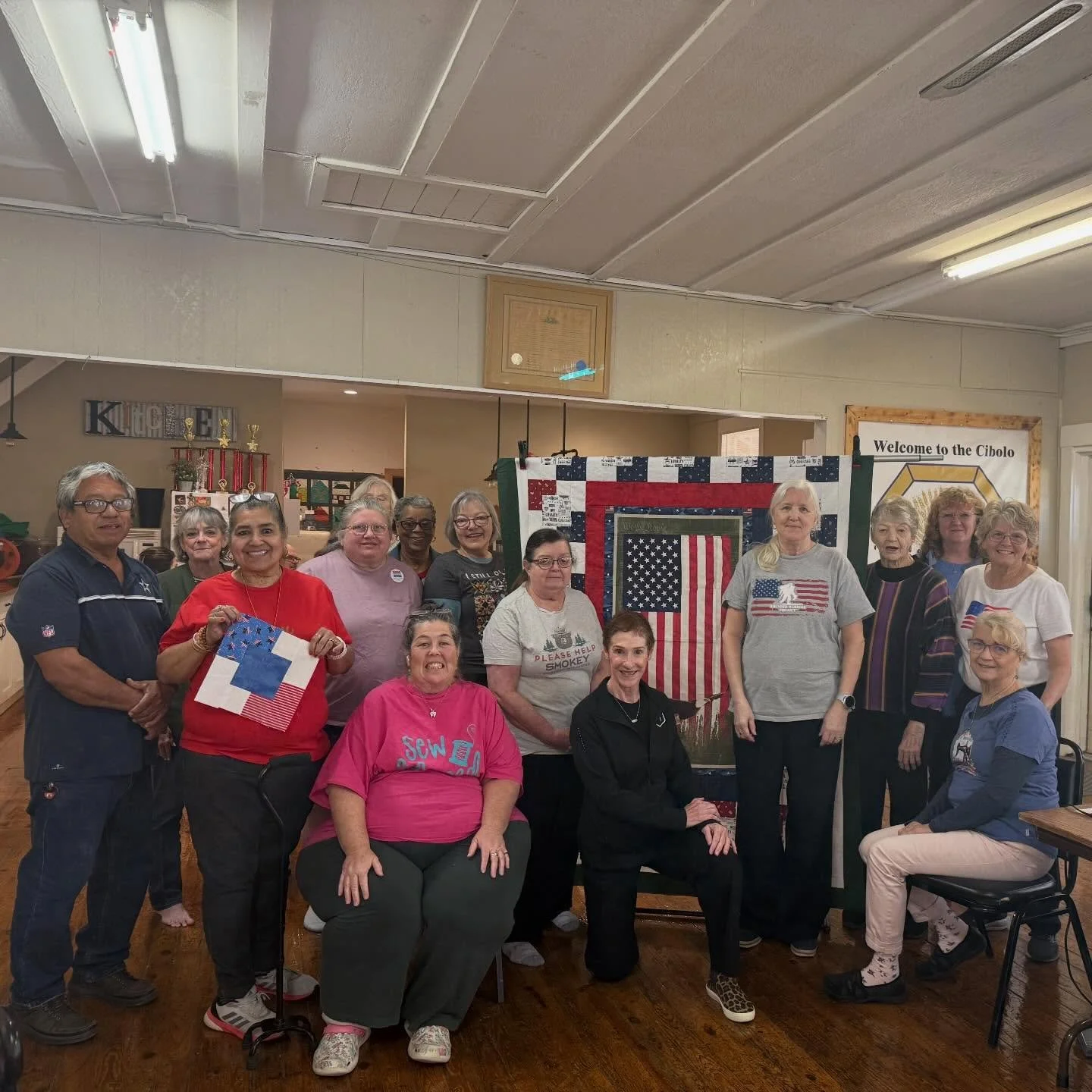 At Method Wellness, our mission is to help people do what they love without pain getting in the way. That&rsquo;s why we were honored to lead an ergonomics workshop with the Quilts of Valor (@quiltsofvalorfoundation) community, focused on keeping qui