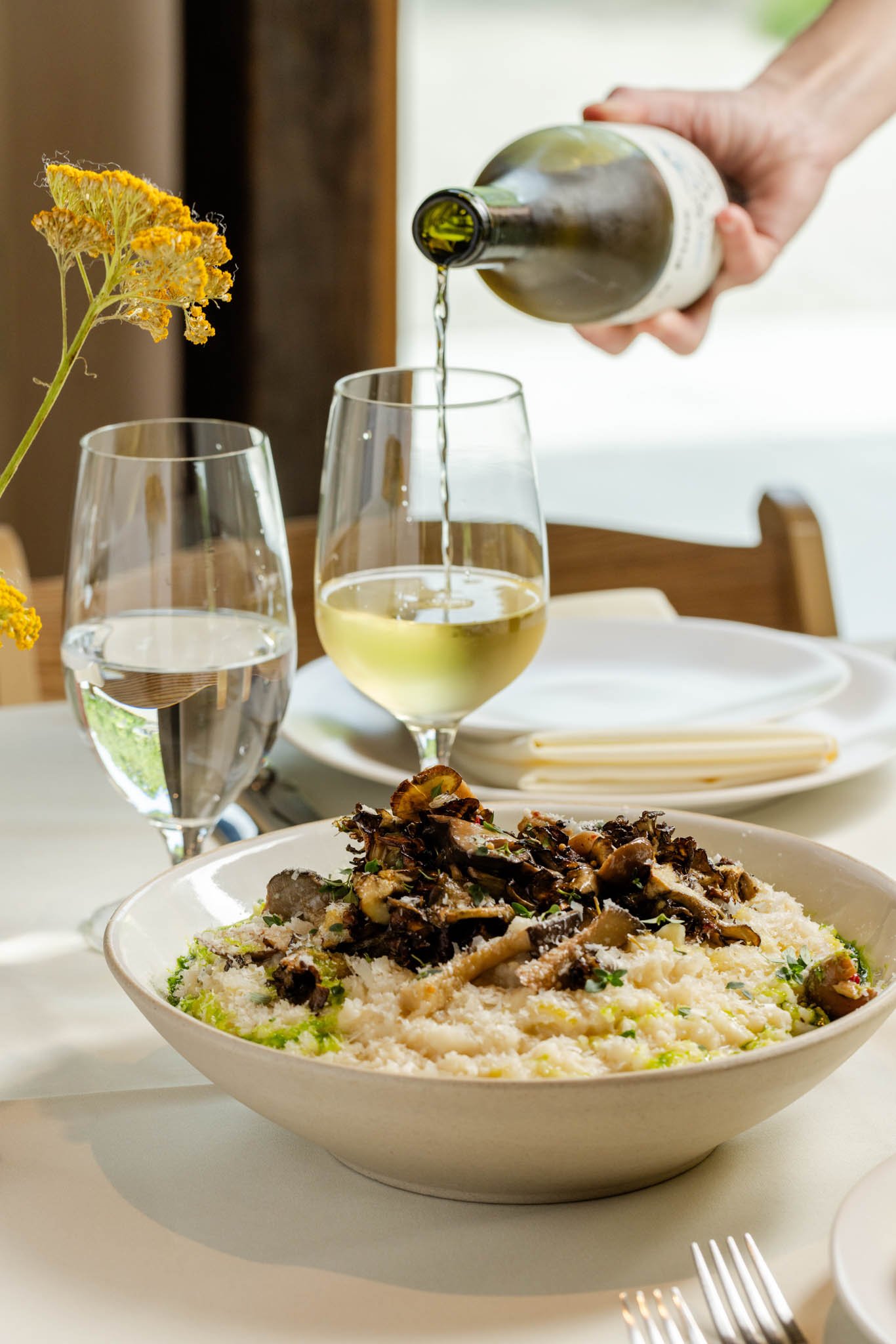 Pass it, pour it, repeat. Thoughtful dishes and natural wine tastes better when shared ✨

📸 @alexstaniloff