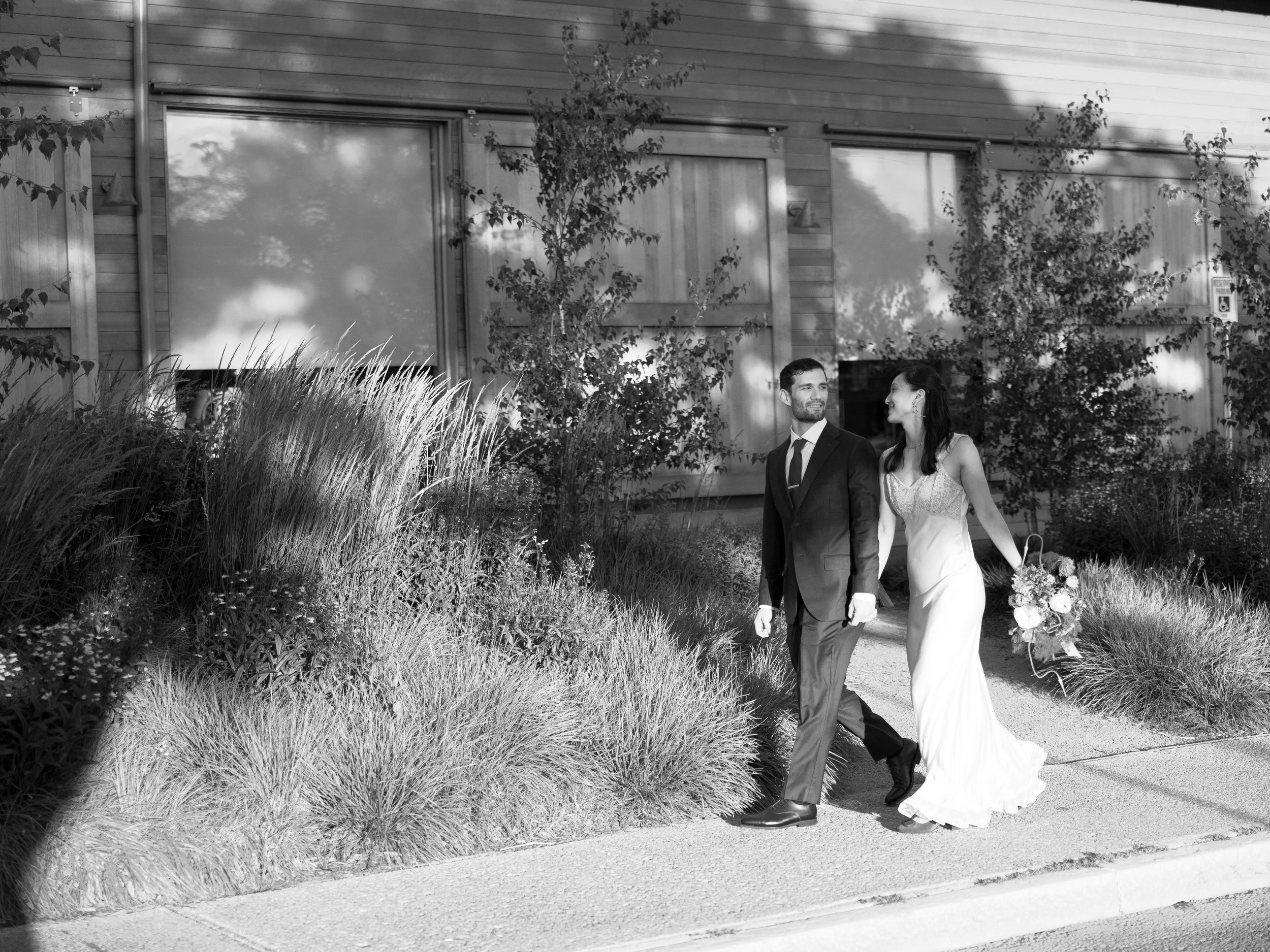 Jonathan&Julia_sHudsonNewYorkWeddingTylerRachellePhoto-722.jpg