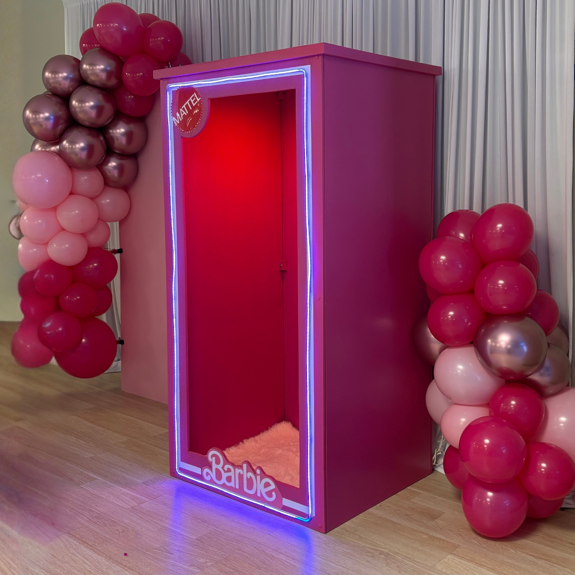 Interactive setups your guests won’t stop photographing