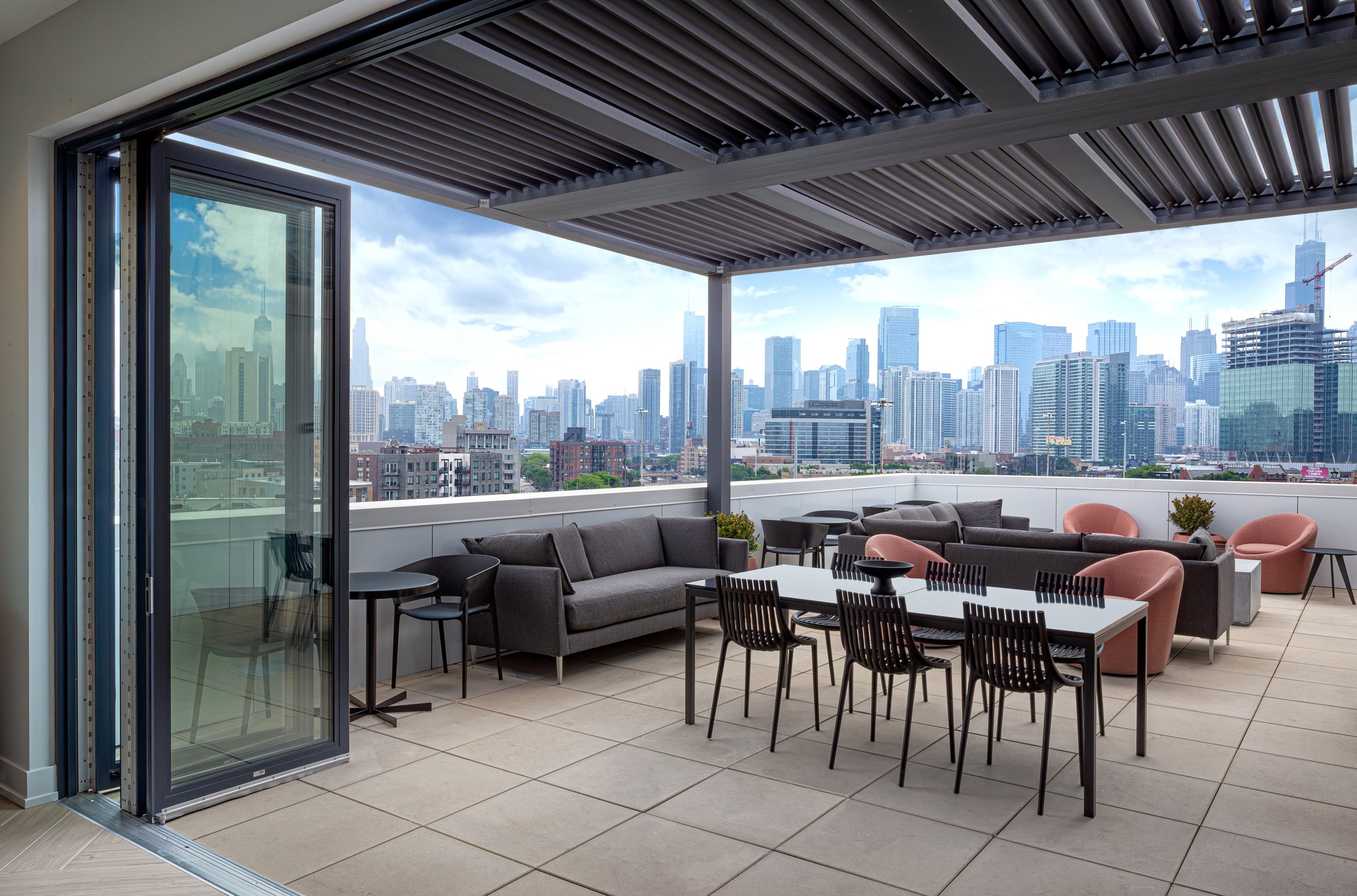 Rooftop 01.jpg