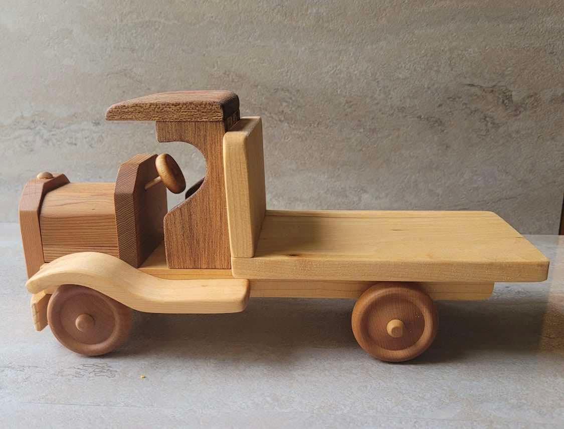 Old Fashion Wood Flat Bed
