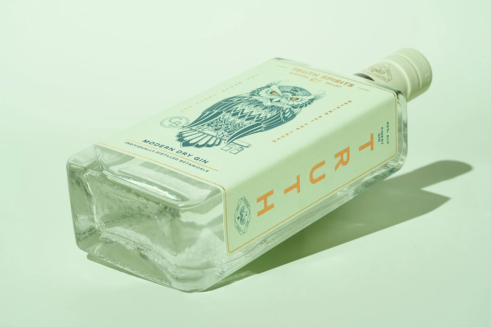 Truth-Spirits_Modern-Dry-Gin_Studio-Angle-4.jpg