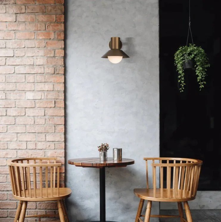 Delore Wall Light IP44