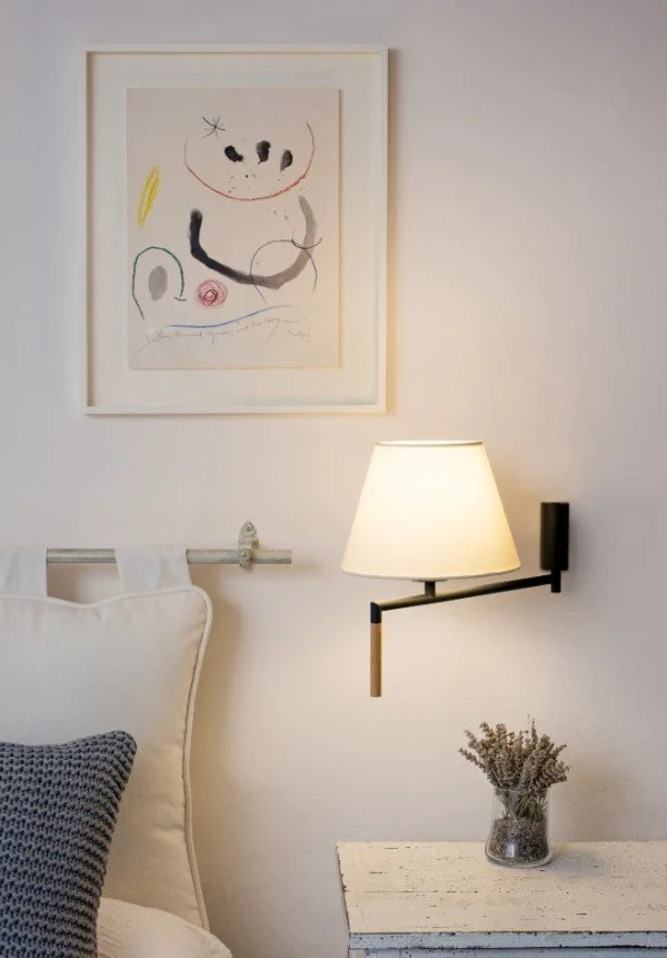 Ron Wall Light