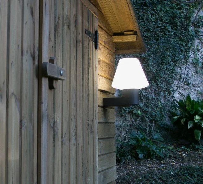 Mistu IP44 Wall Lamp