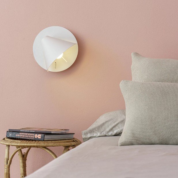 Noon Wall Lamp