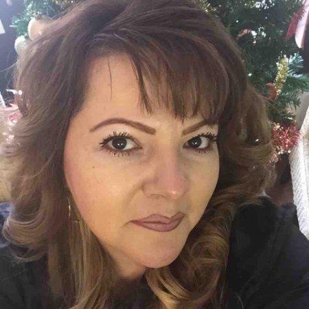 liz linkedin pict.jpg