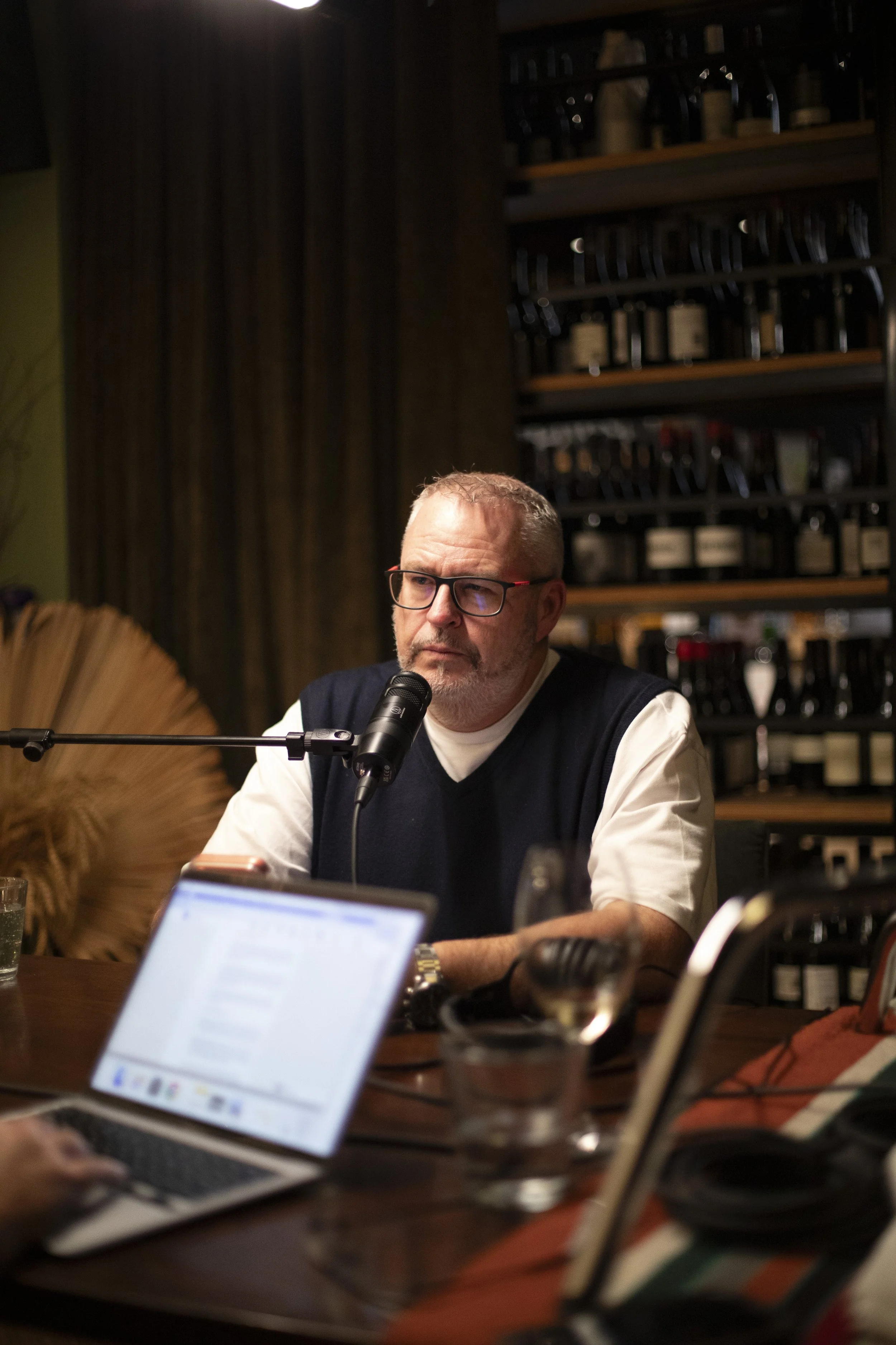 EP. 86 Are We Losing Basic Restaurant Manners?