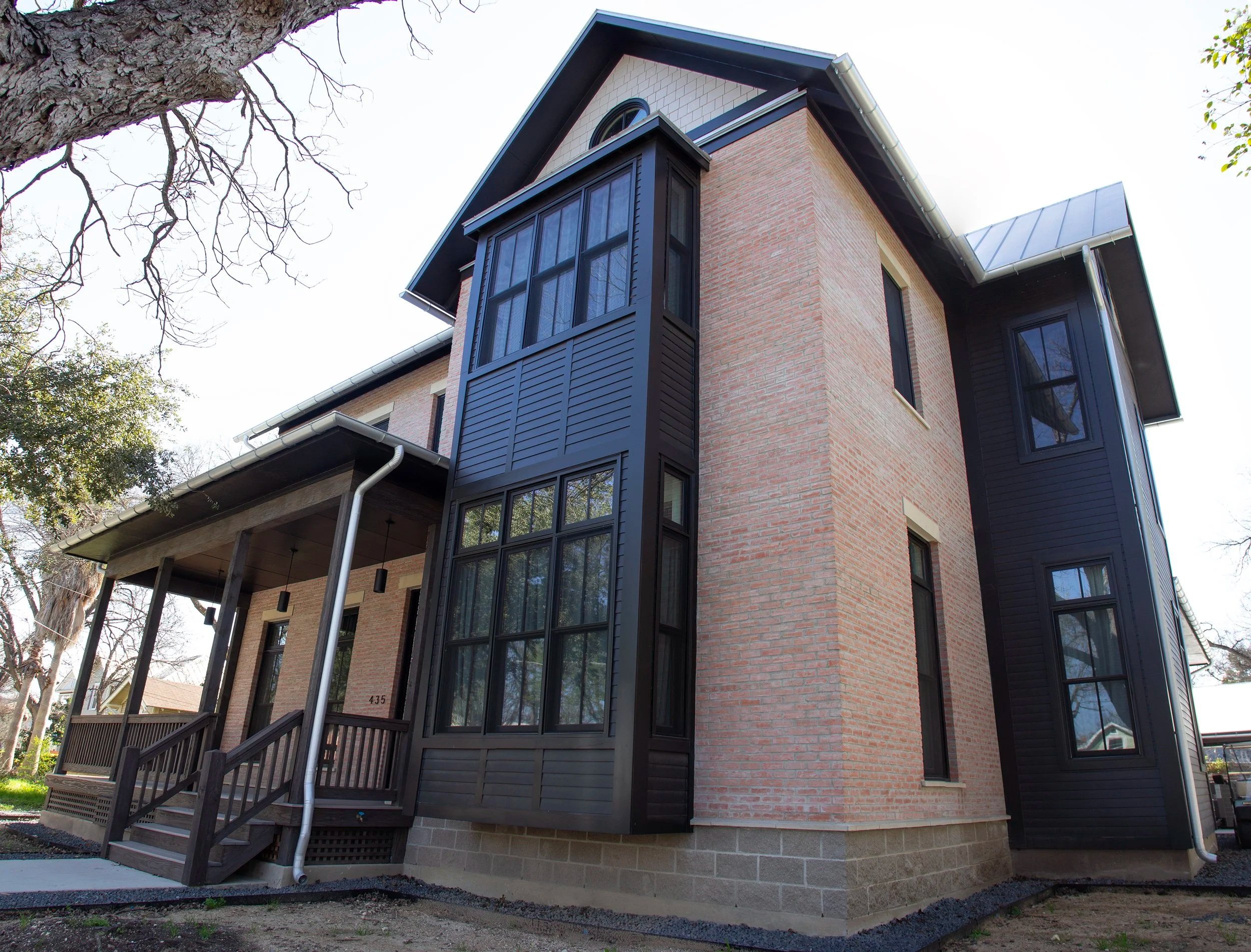 Mission Street Exterior