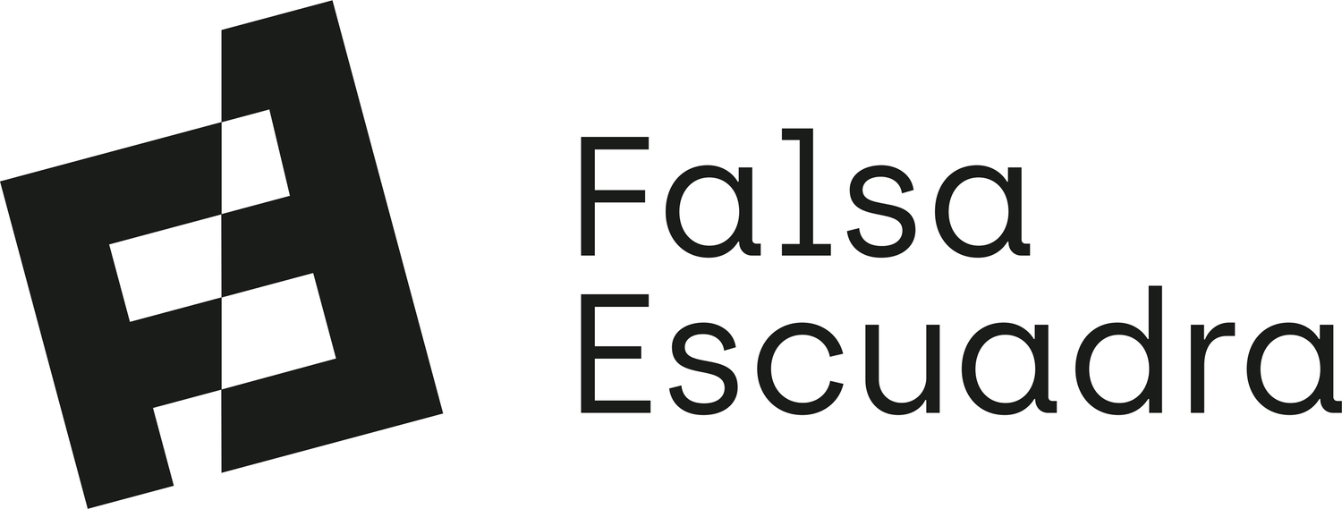 FALSA ESCUADRA