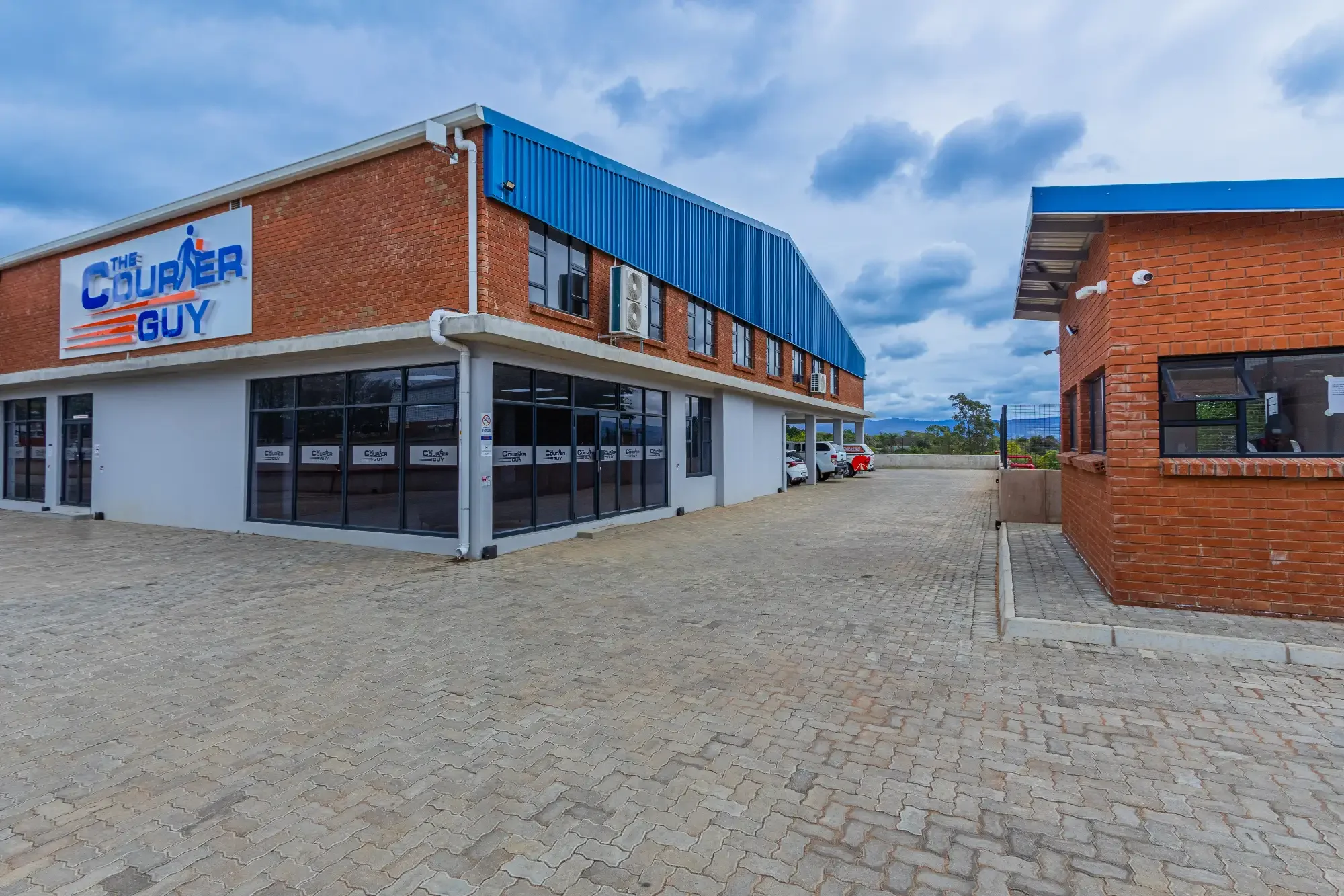 profile-property-construction-and-development-courier-guy-distribution-centre-8.webp