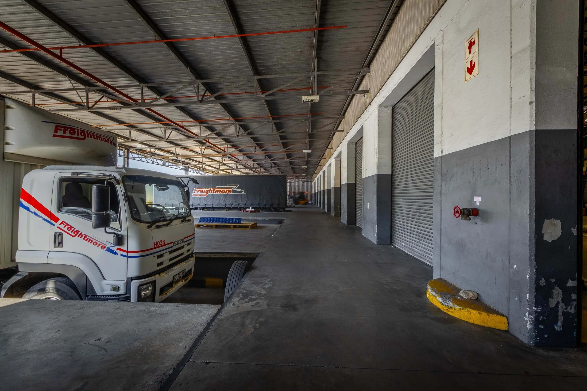 CAT & Freightmore-11.jpg