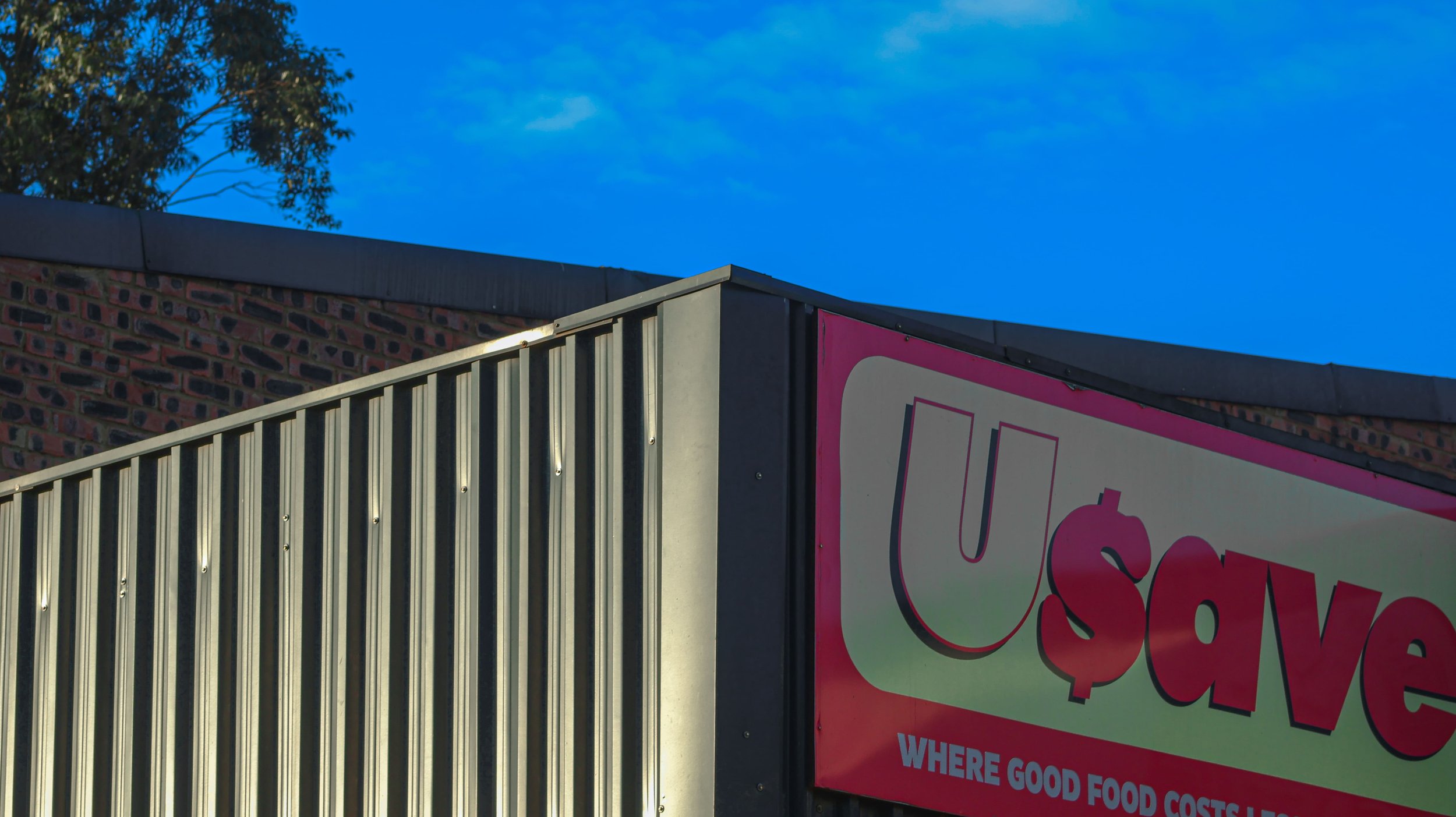 Dalton Shopping Centre, Dalton