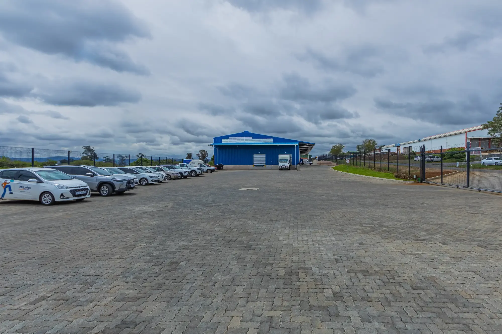 profile-property-construction-and-development-courier-guy-distribution-centre-14.webp