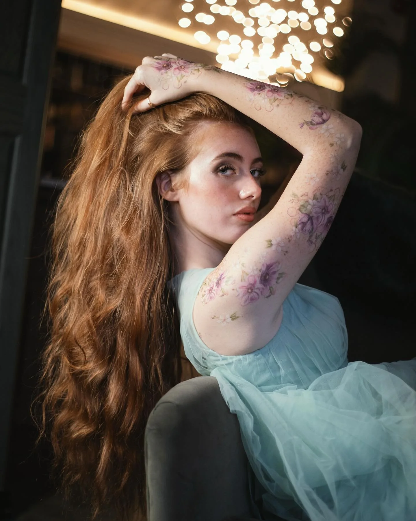 New campaign shot for @tarttu_official_wearable_art. Temporary tattoos but make it fashion ✨ A fling on your skin, check out their designs ahead of festival season ❤️

With an amazing team: 
Brand: @tarttu_official_wearable_art 
Models: @emilia.j.evi