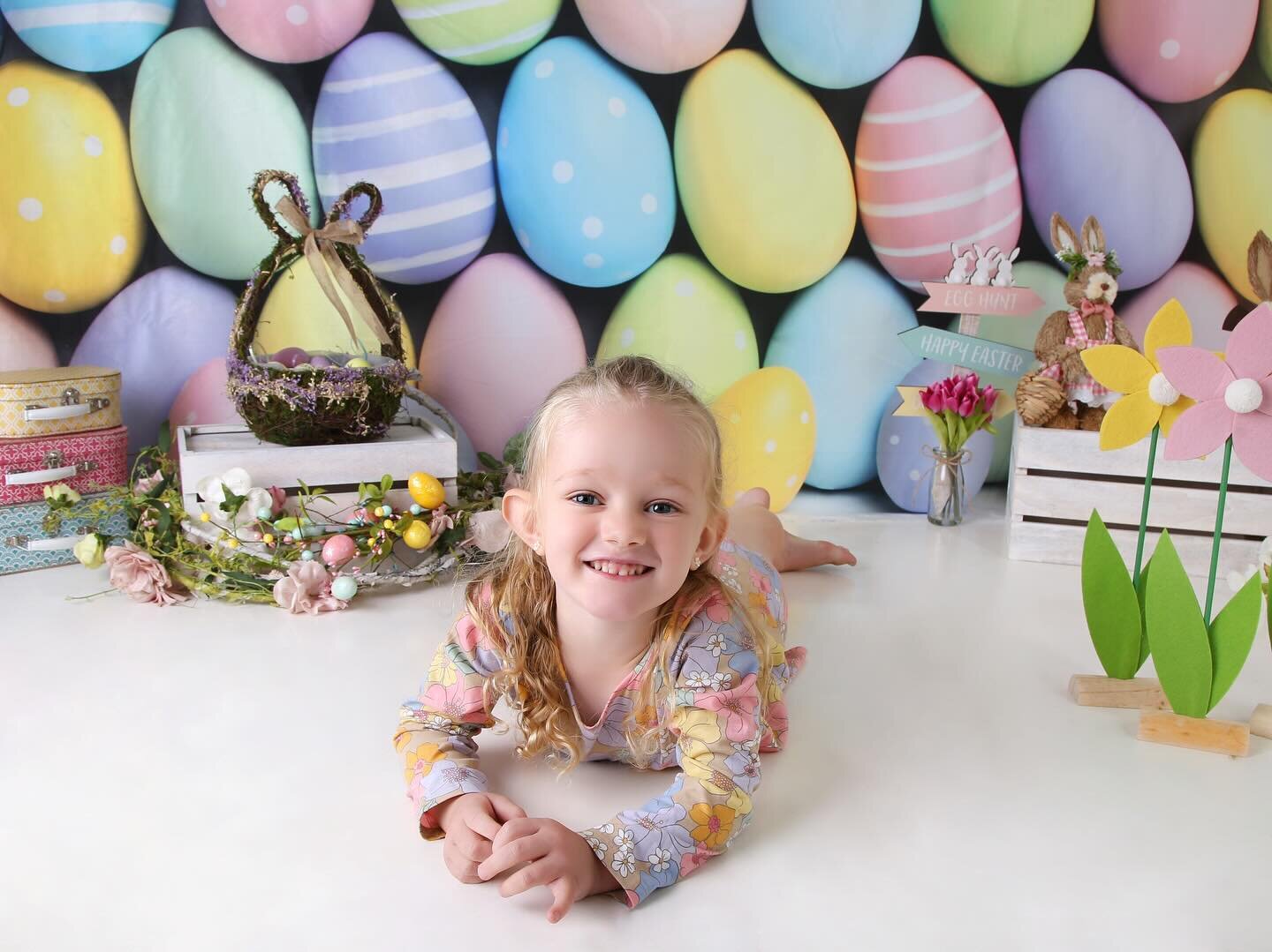 Come along to our studio for an hour of Easter fun! 🐣  You can even head over to Groupon to get a session for only &pound;6 🐰
Book now before Easter&rsquo;s over! 💐

https://www.groupon.co.uk/deals/https-groupon-co-uk-deals-wink-photo-studios-ltd-