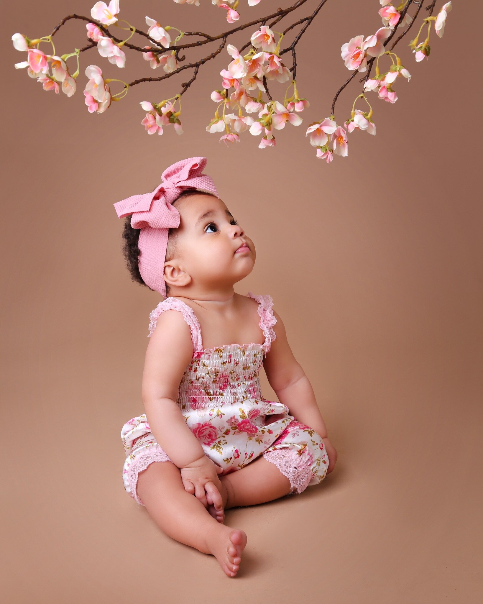 Spring has Sprung! 🌸

Photographed by Emily

Book in online at www.winkphoto.co.uk

#indigbeth #birmingham #familystudio #birminghamphotographer #springphotoshoot #flowerphotoshoot #Zellig