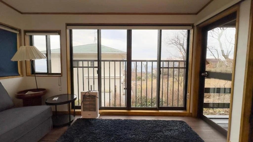 sunroom isana mountain villa.jpg