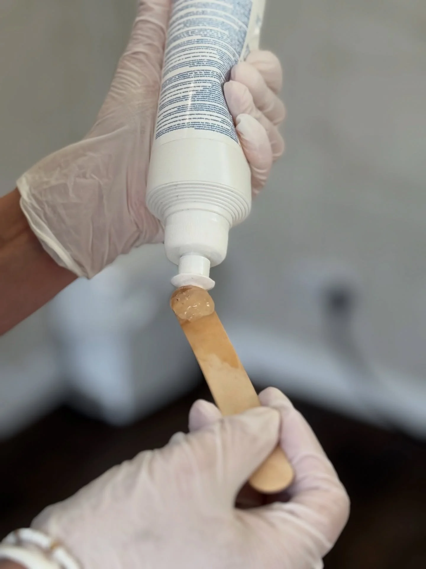 Micro areas and add ons ⚡️

It&rsquo;s the little things that make the biggest difference sometimes&hellip;like hair toes staring at you, unwanted facial hair, just those little areas that just, niggle ➰➿

From as little as &pound;25 per session you 