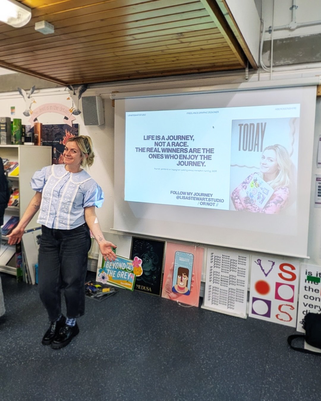 On Monday, I spoke at a the first 𝙂𝙧𝙖𝙙𝙪𝙖𝙩𝙚𝙨 @ 𝙂𝙧𝙖𝙮&rsquo;𝙨 event organised by my Graduate in Residence colleagues @juliebaghurstdesign and @barrs.dzn 

The evening would be an opportunity for current Communication Design students to hea