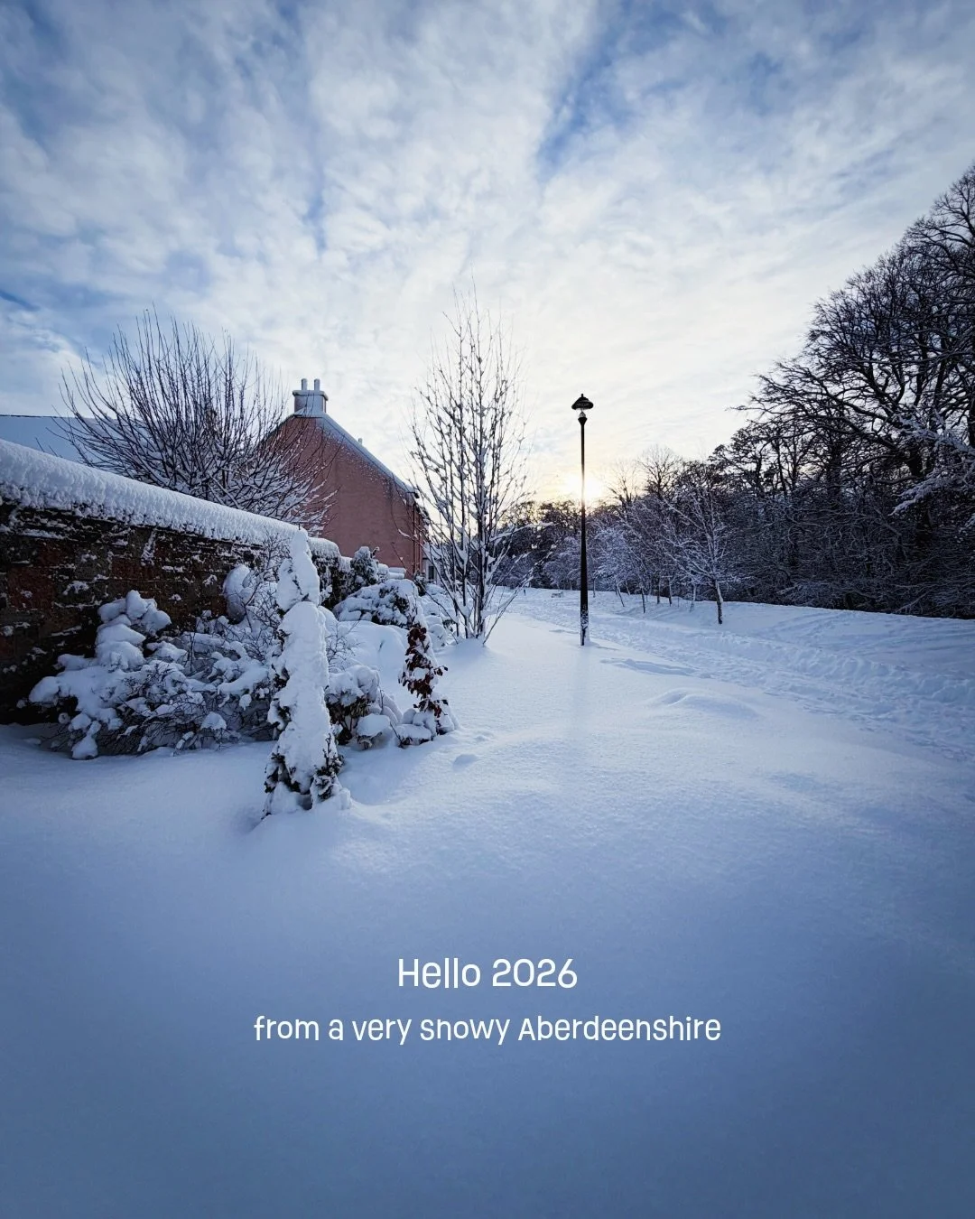 ❄️ Happy New Year ❄️
Just me, trying to find motivation and trying so hard to convince myself that 2026 will be my year even if I can&rsquo;t leave my village this week. 

Hope everyone is keeping cosy and excited for the year ahead. 💪🏼
.
.
.
#newy