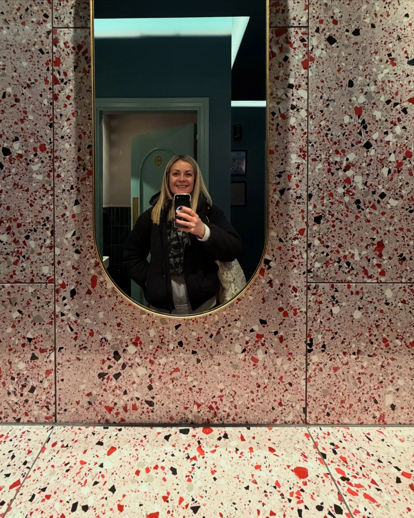 Glasgooooooow
I really love any excuse to visit Glasgow and I really enjoy @hey.curio. It&rsquo;s always a good range of creative voices and I always leave with inspiration, words that resonate (or sometimes a lot of questions 🫣) but it always remin